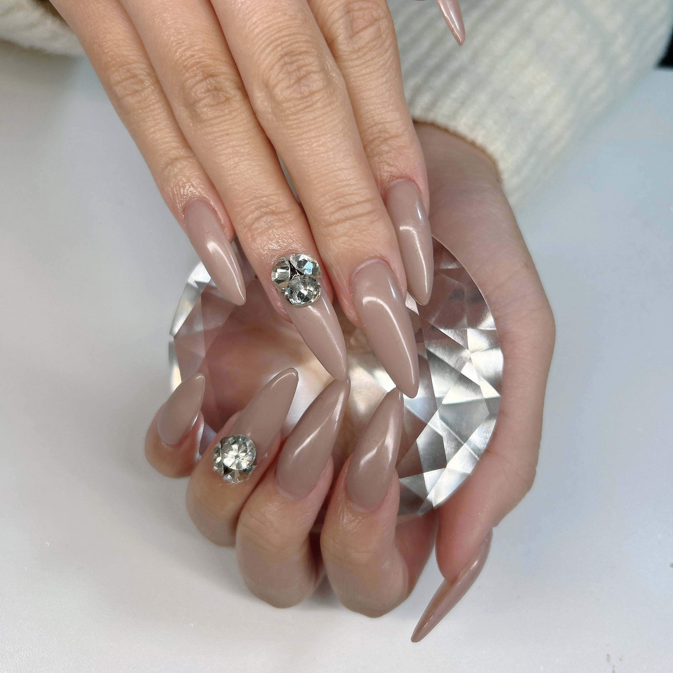 A.anela_nail