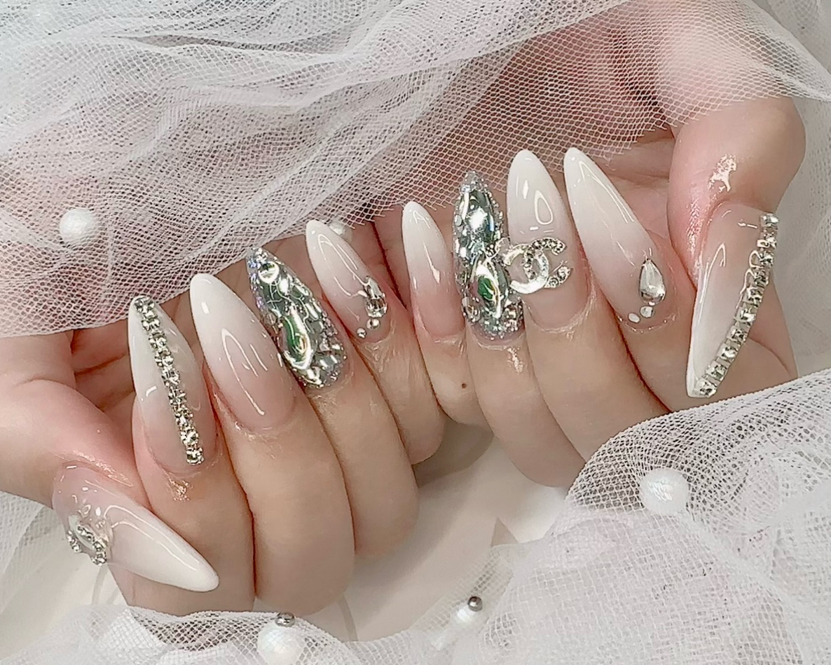R_nail109