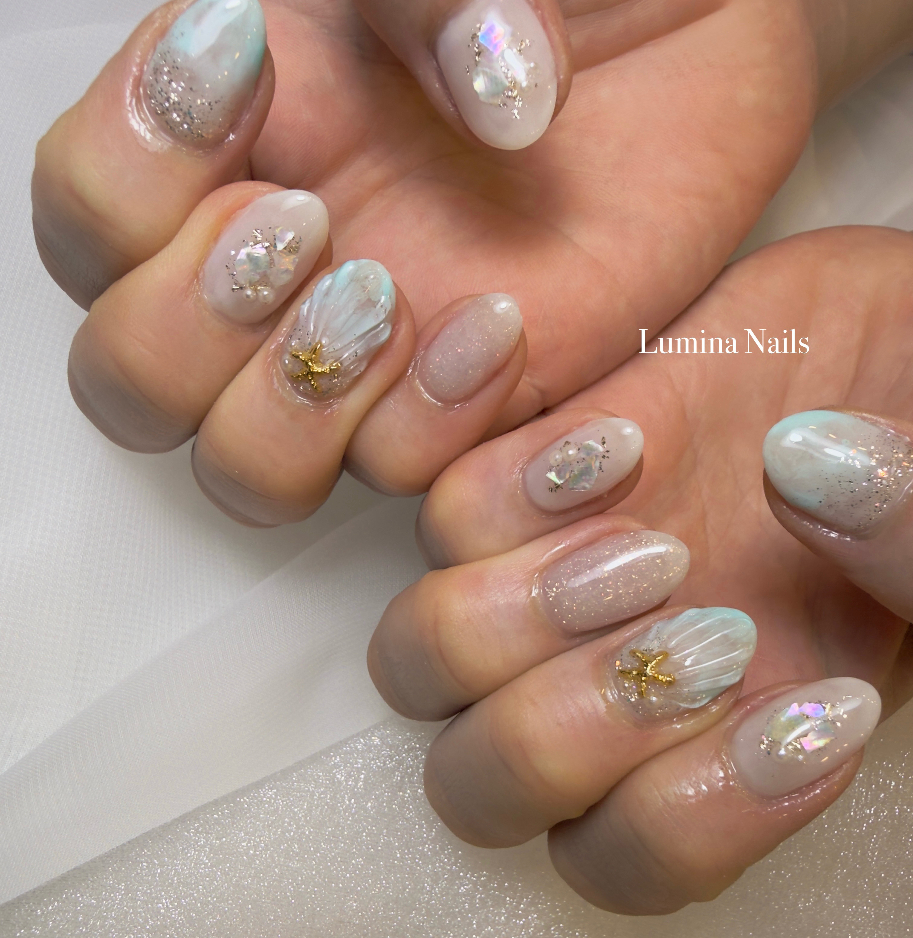 lumina_nails