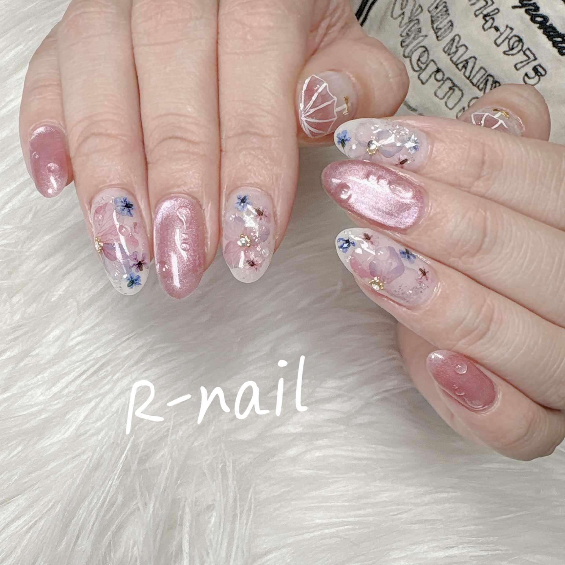 mikanail