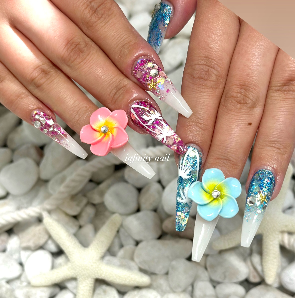 INFINITY_nail