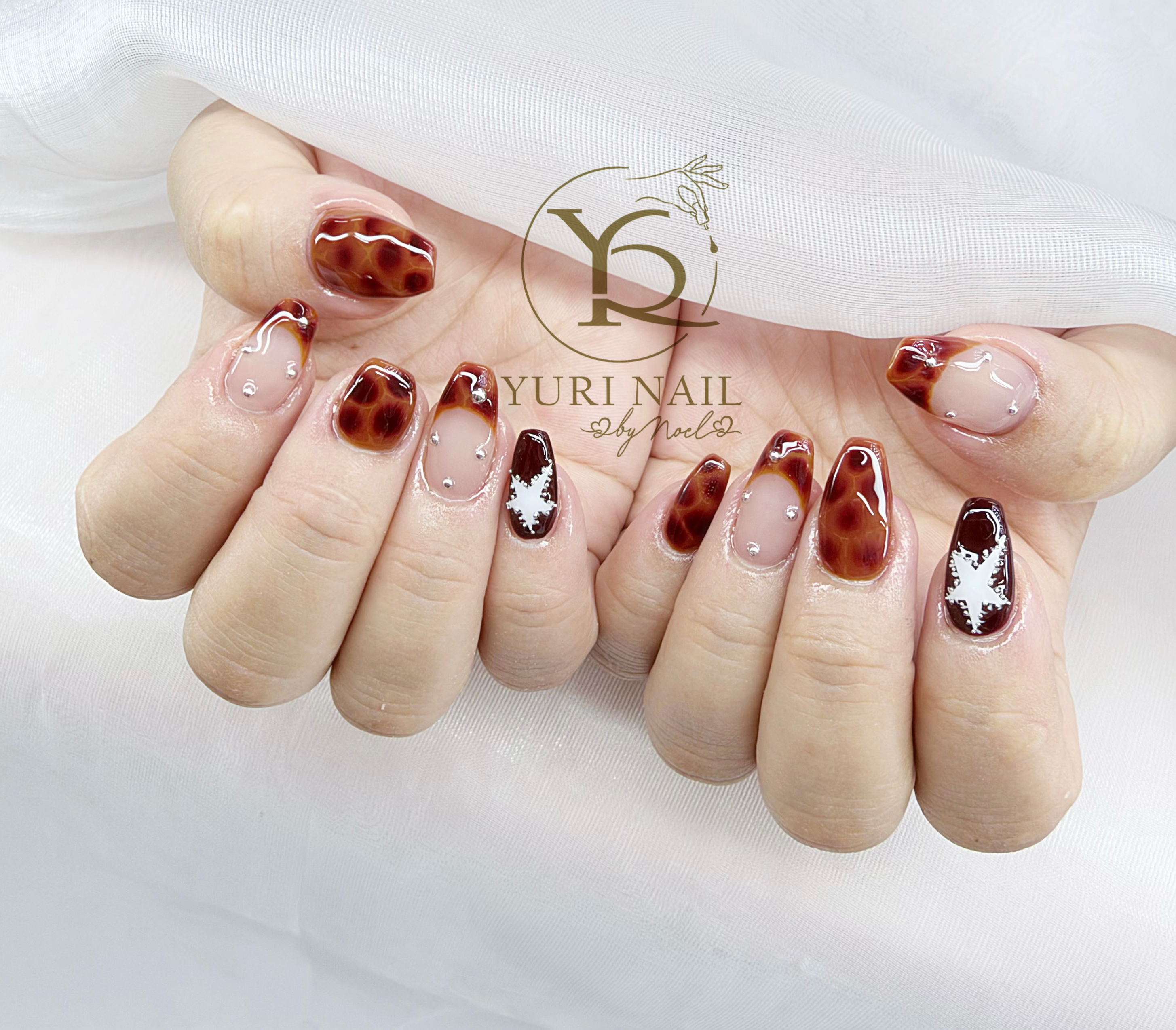 Yuri_nail_Anh