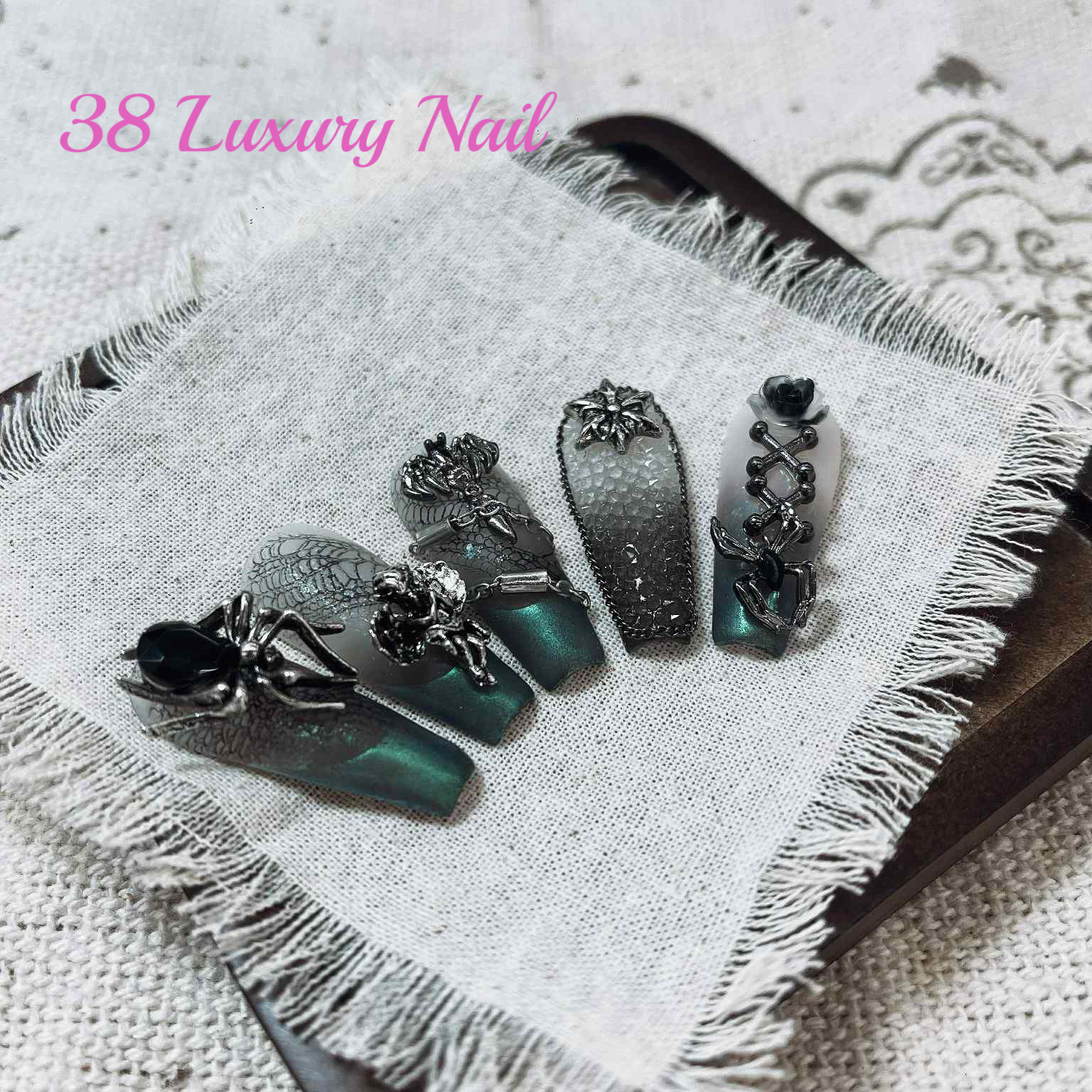 nailfukui.38luxurynailsalon