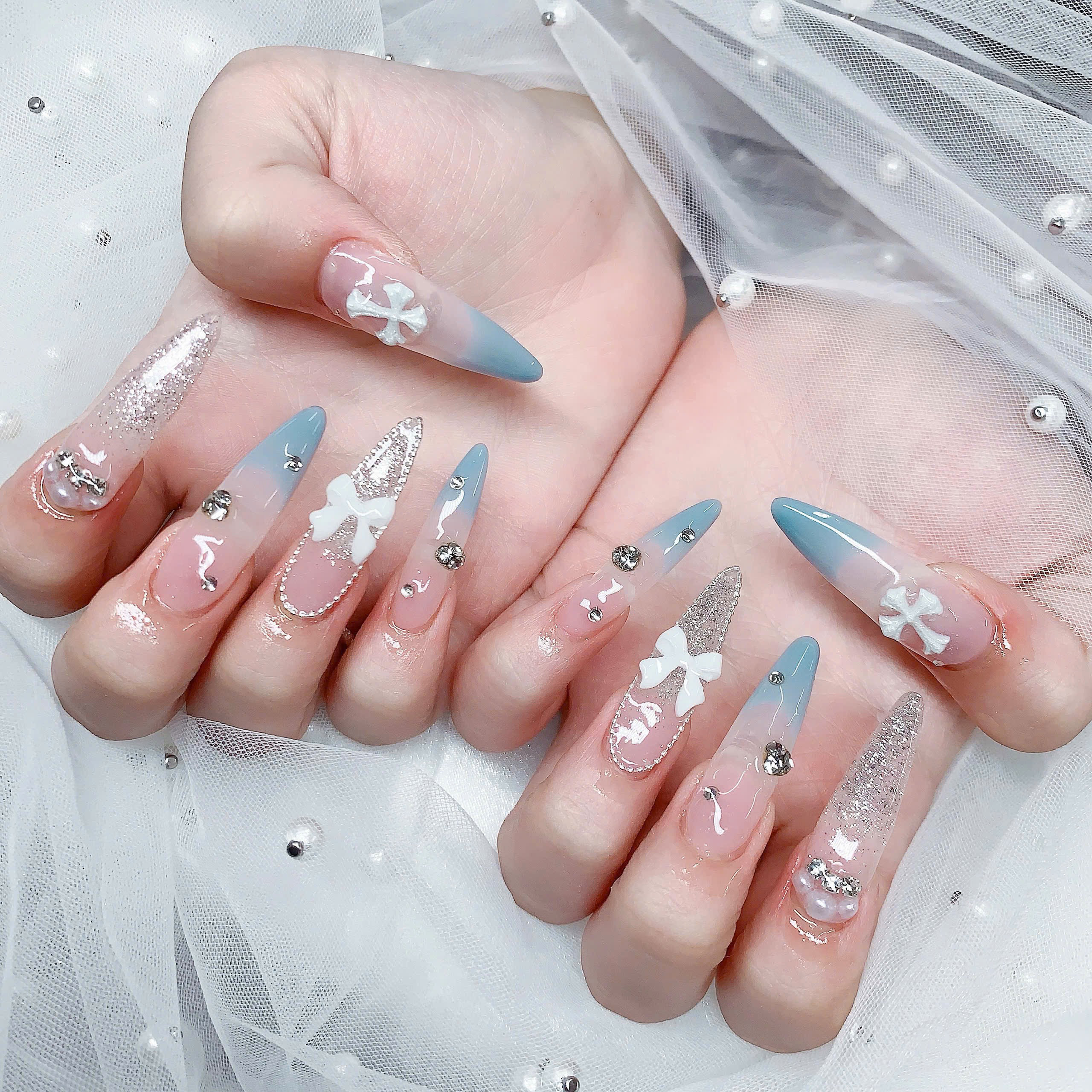 ARI_HEAVENNAIL