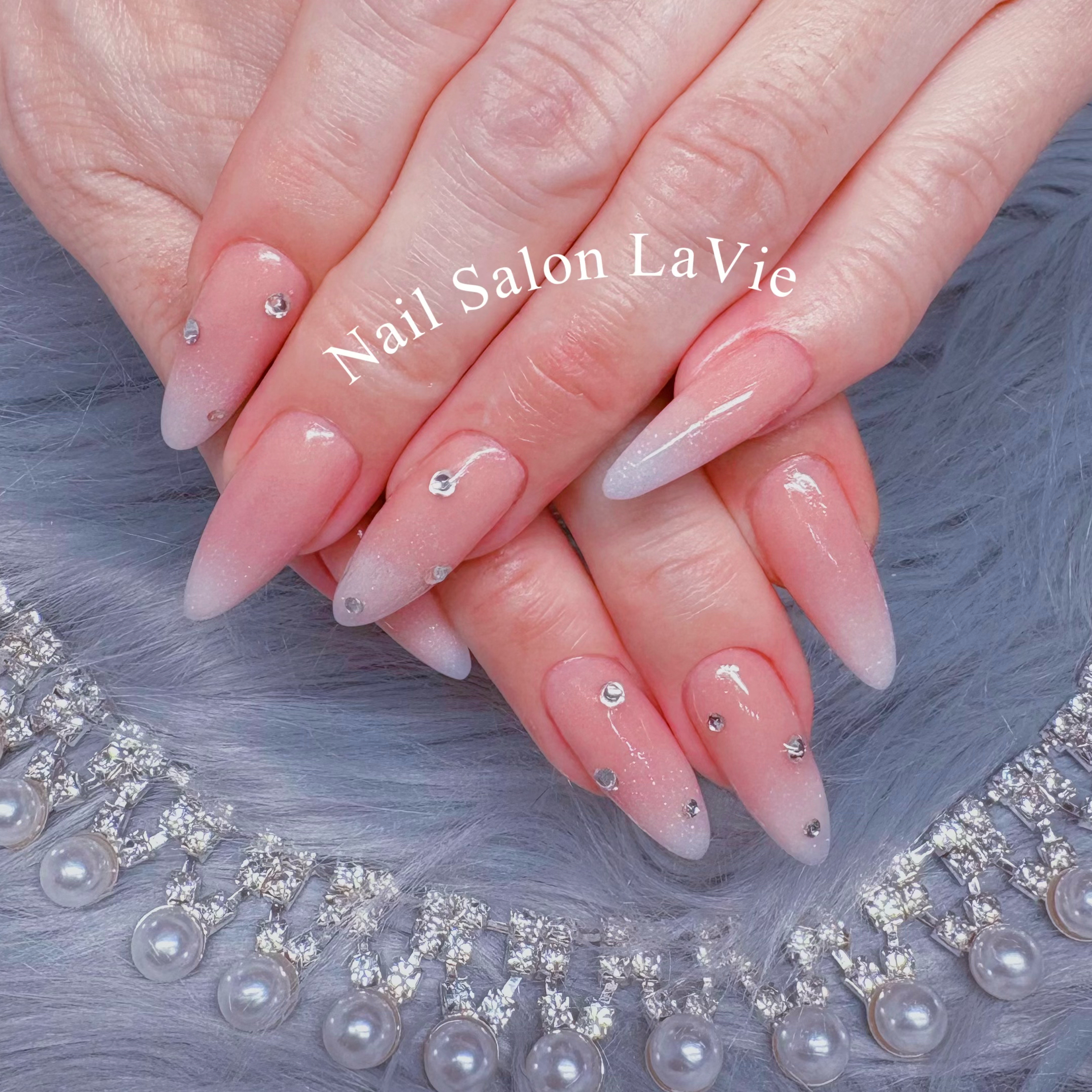 LaVie_nail.