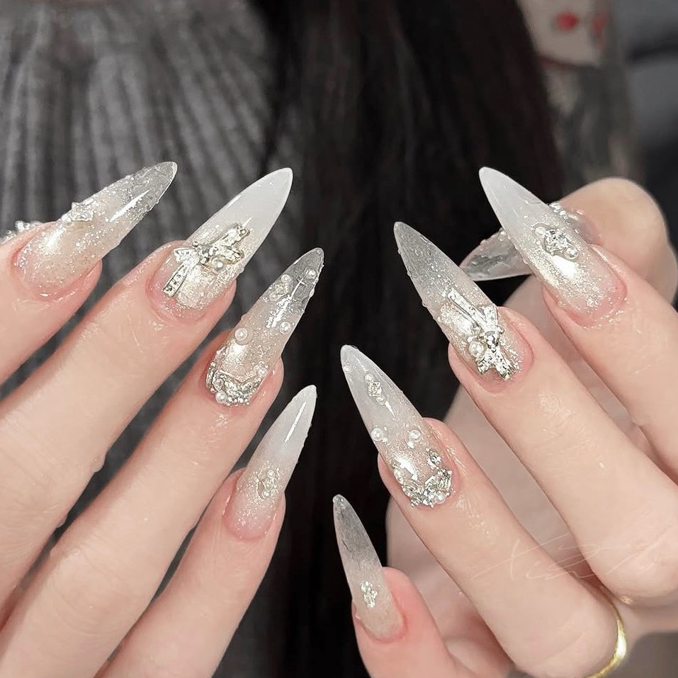 aria.nail.01