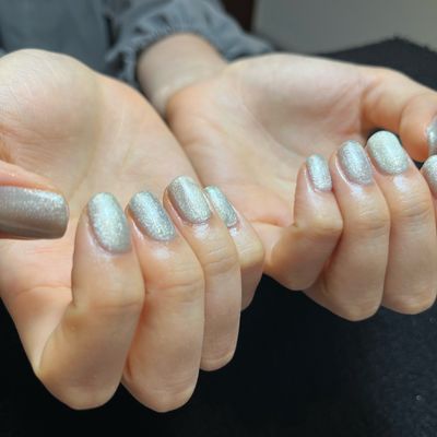 キラキラ✨マグネットネイル