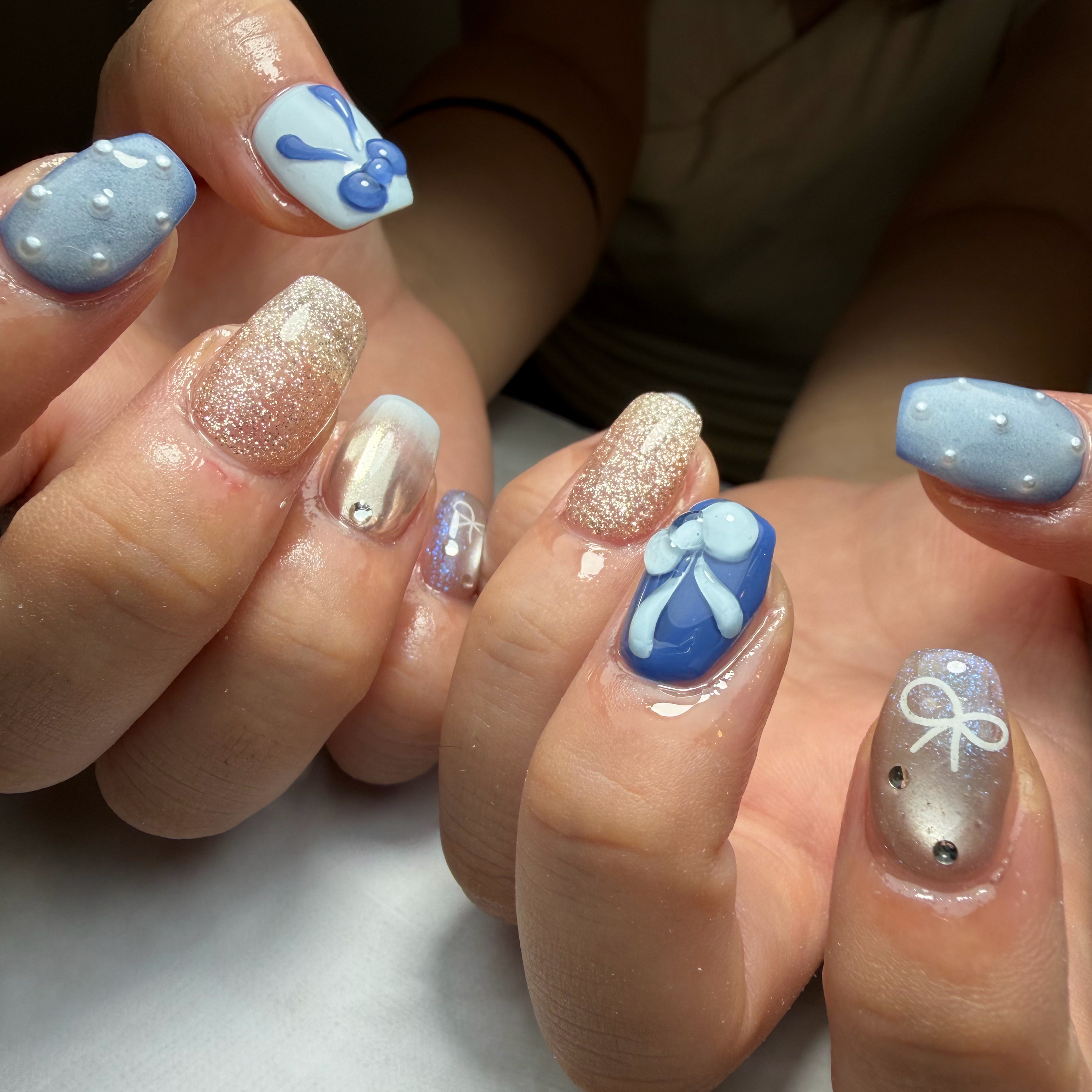 nails_gale