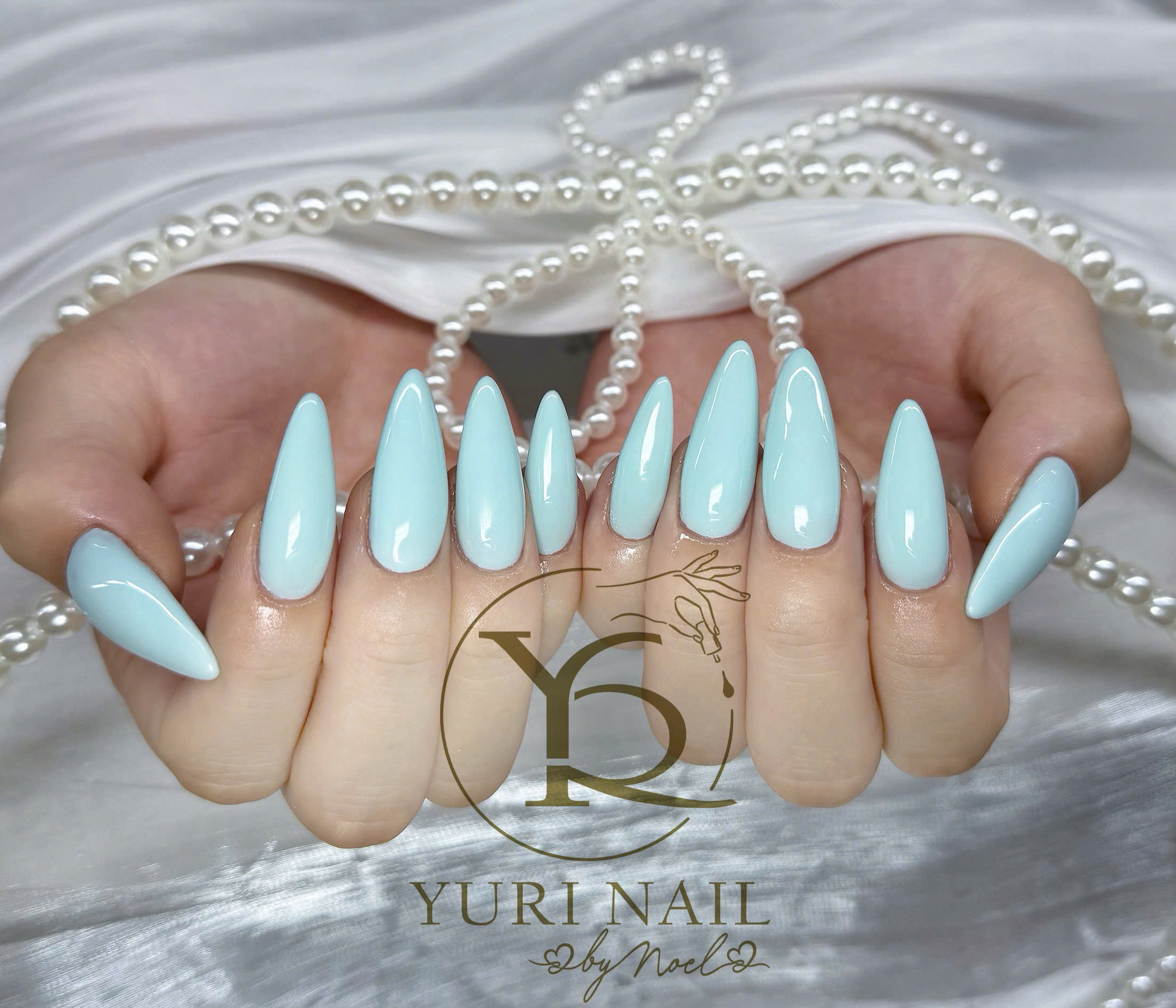 Yuri_nail_Anh