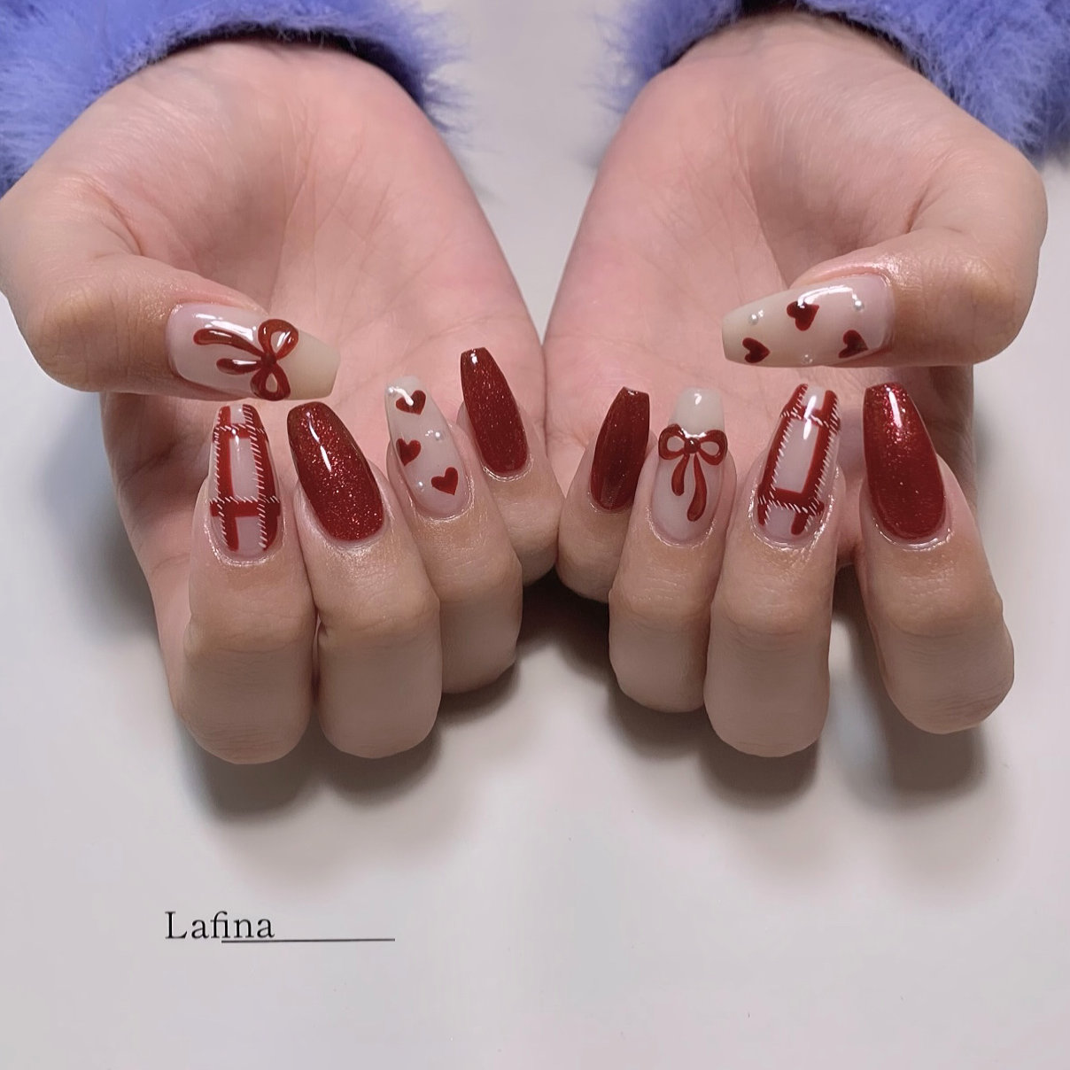 nail.Lafina