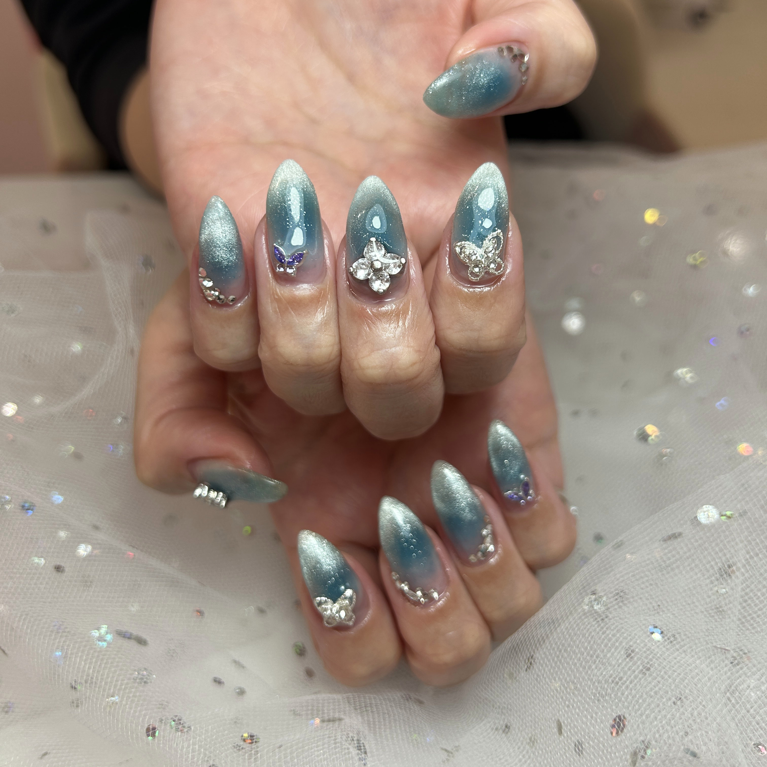 Nail_amber