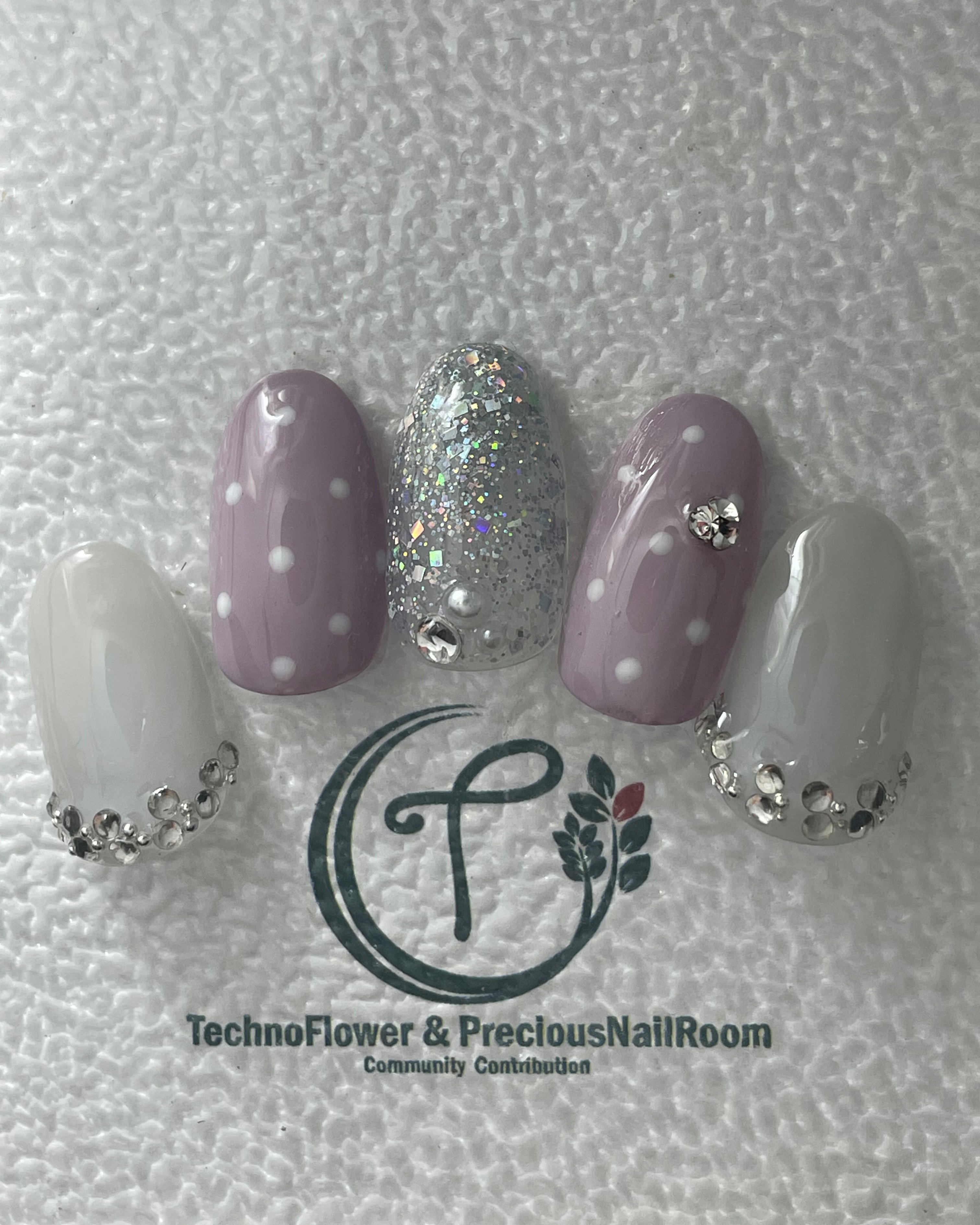 preciousnailroom