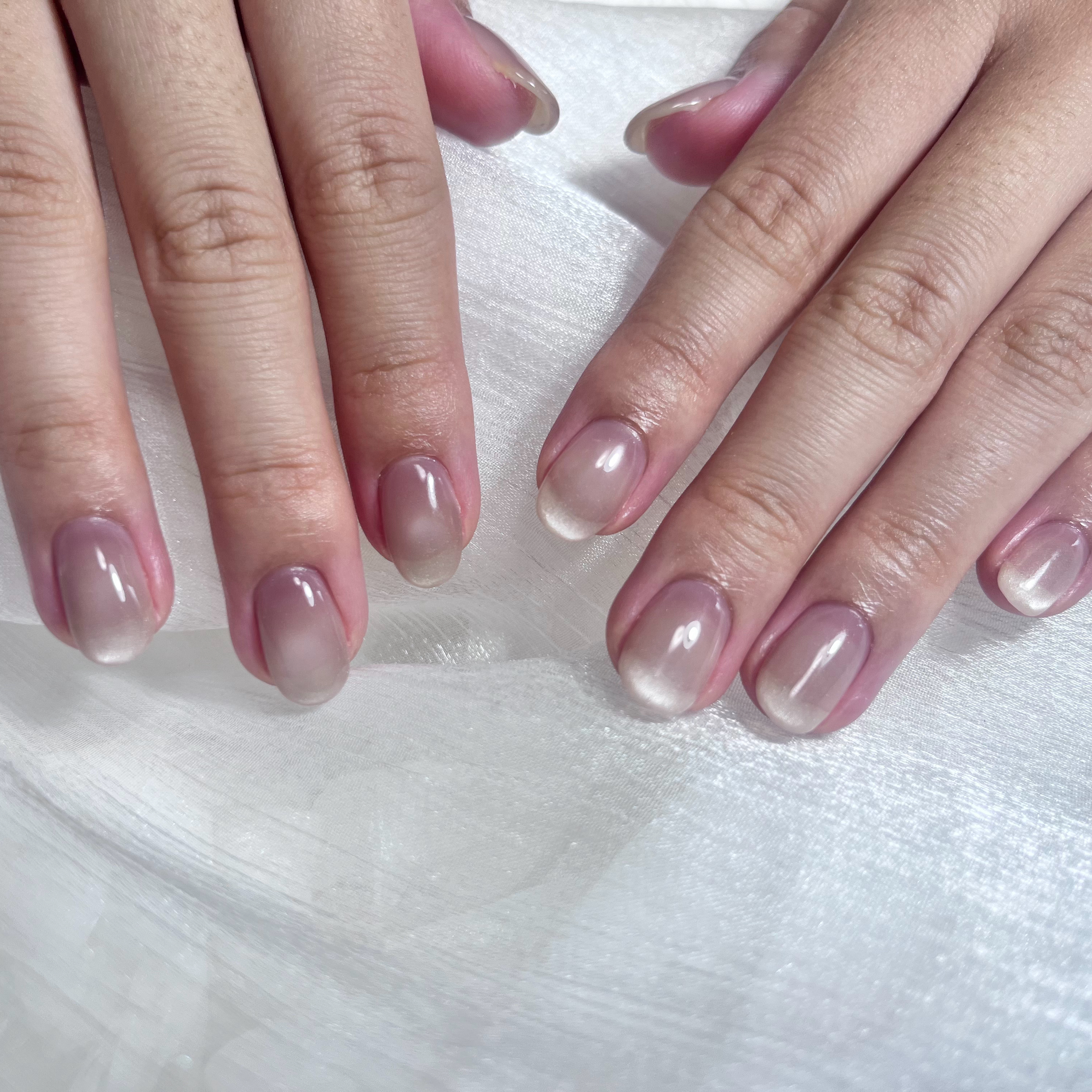 nail.plume