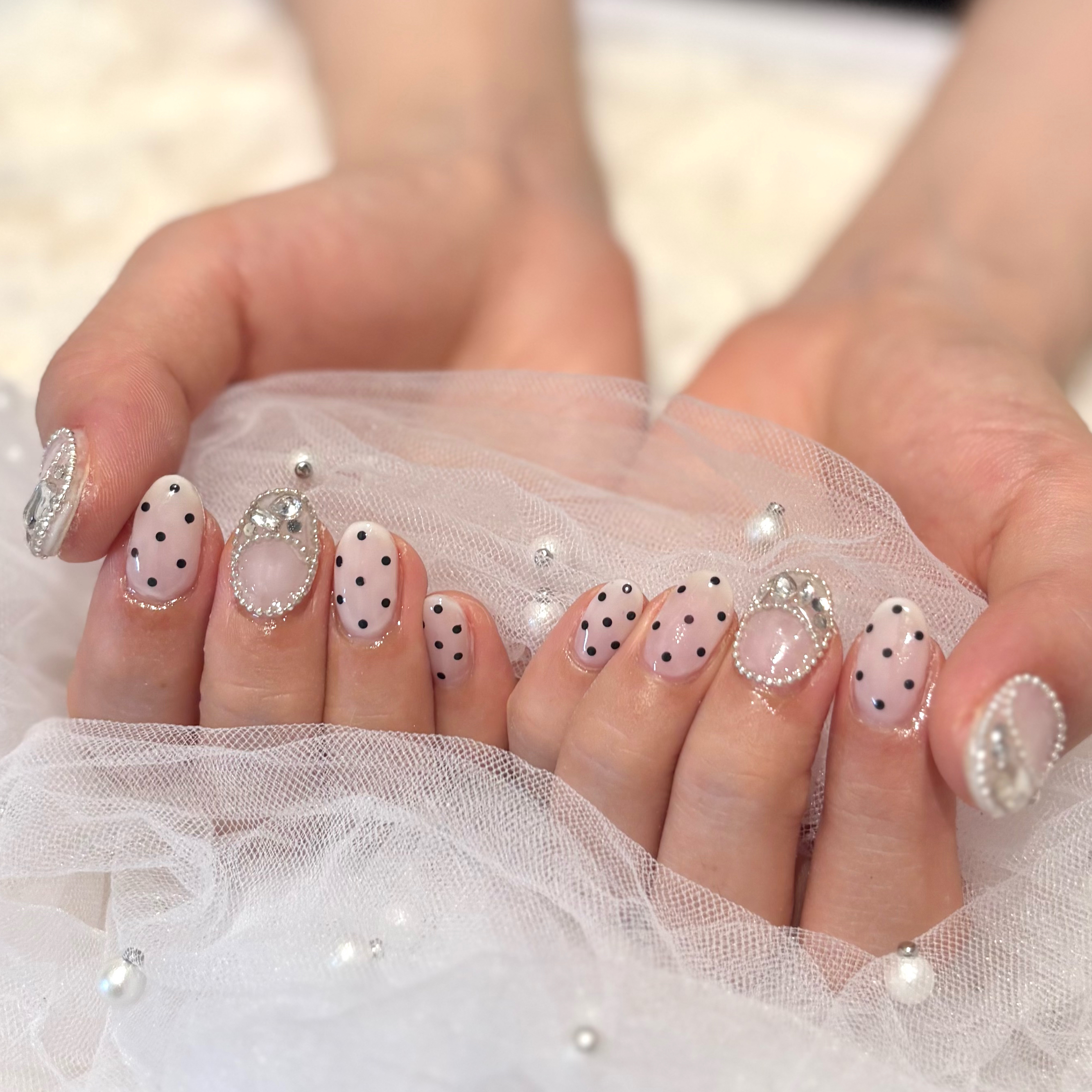 nailsalon_april