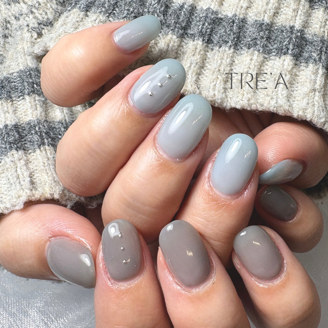trea_nails_