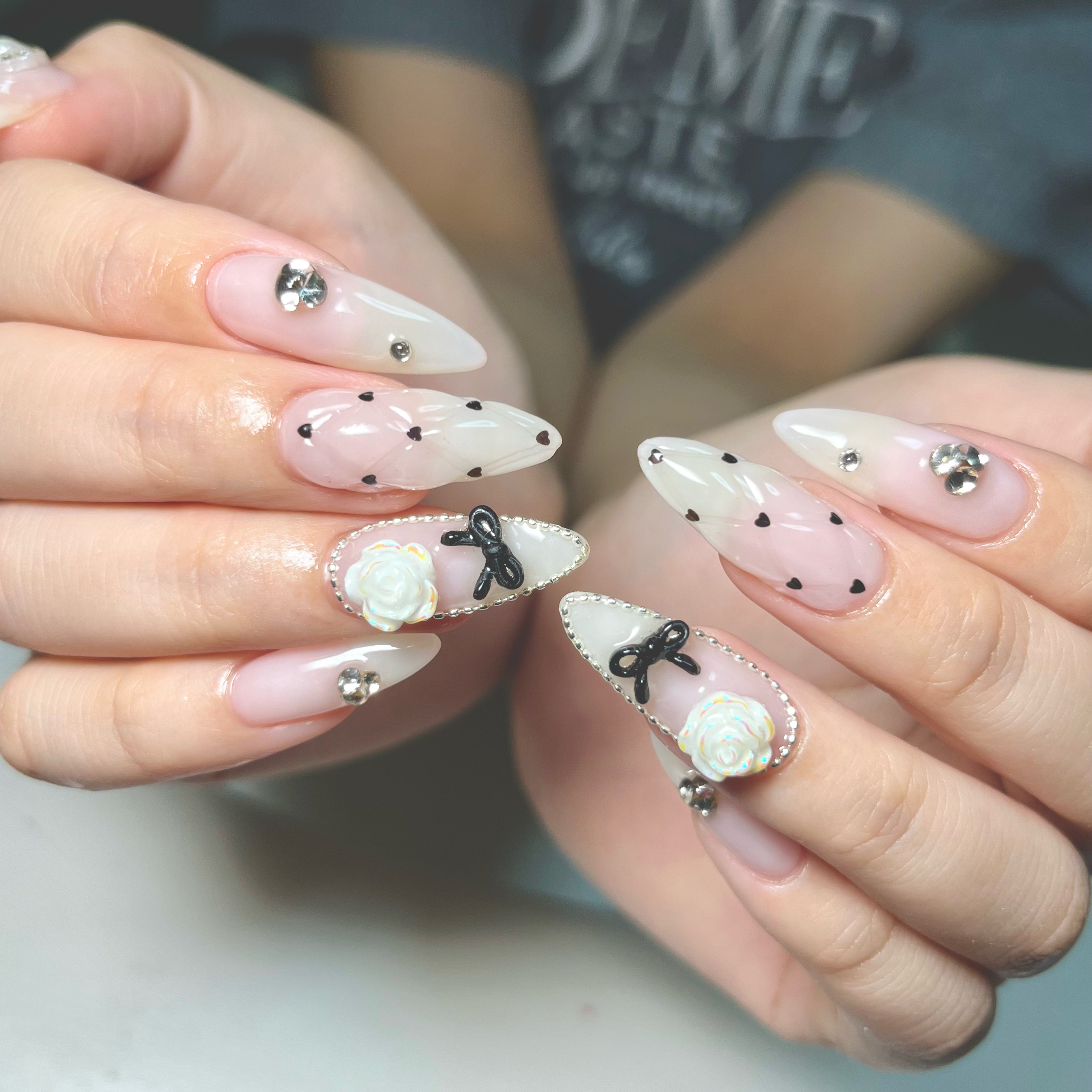 NailSalon_Amulet