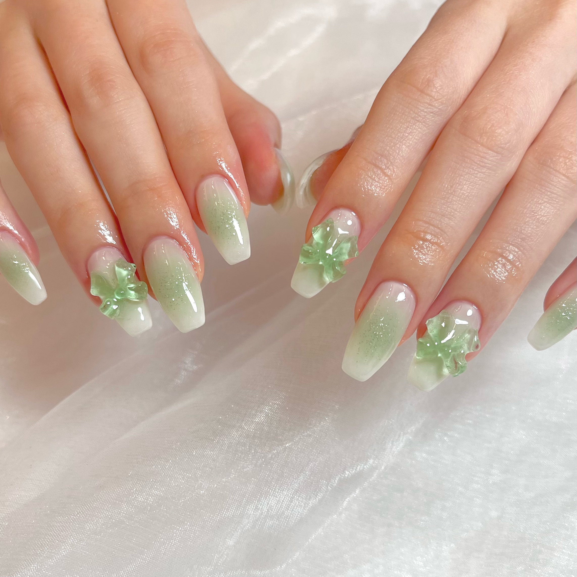 co._.co._.nail