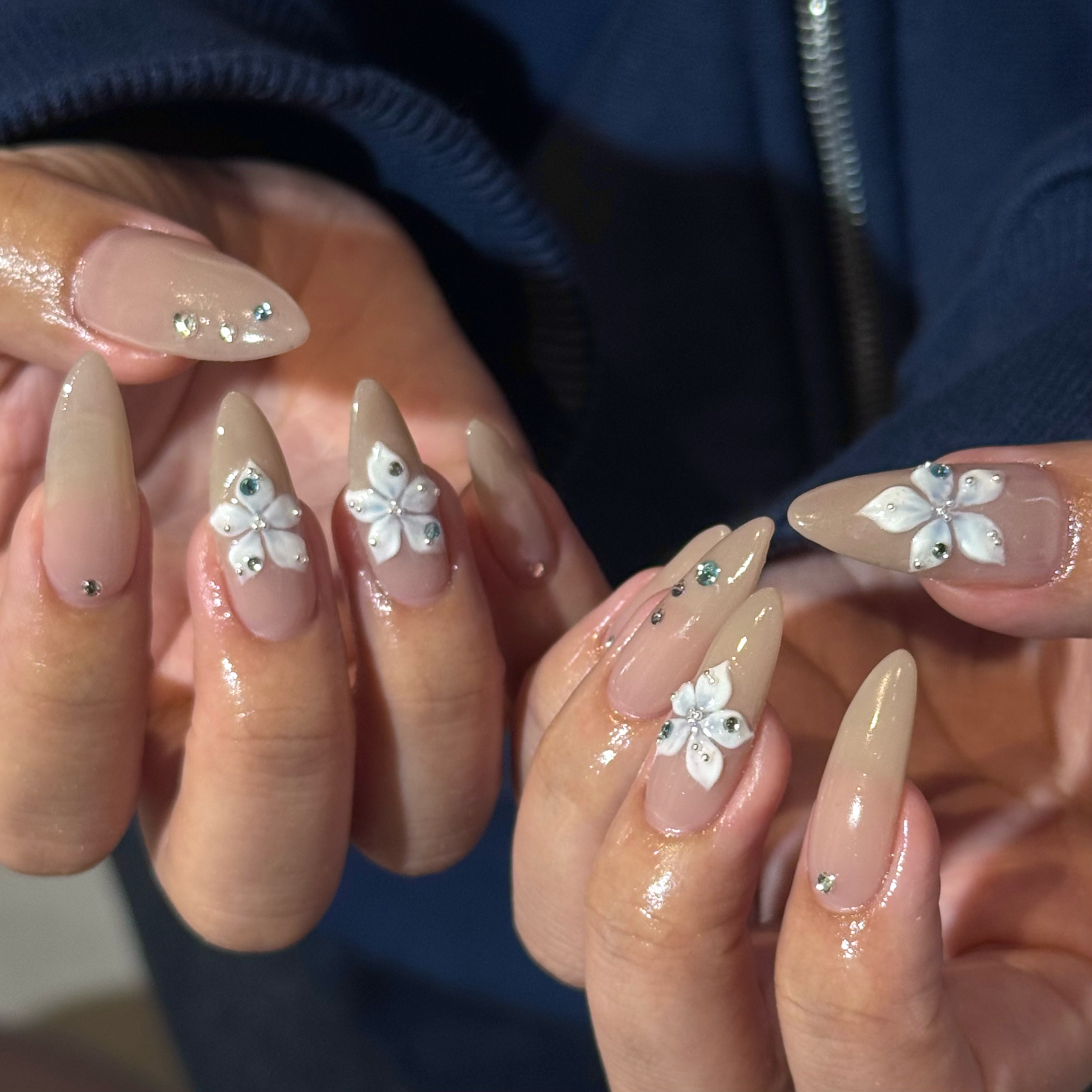 coast_nail_akari