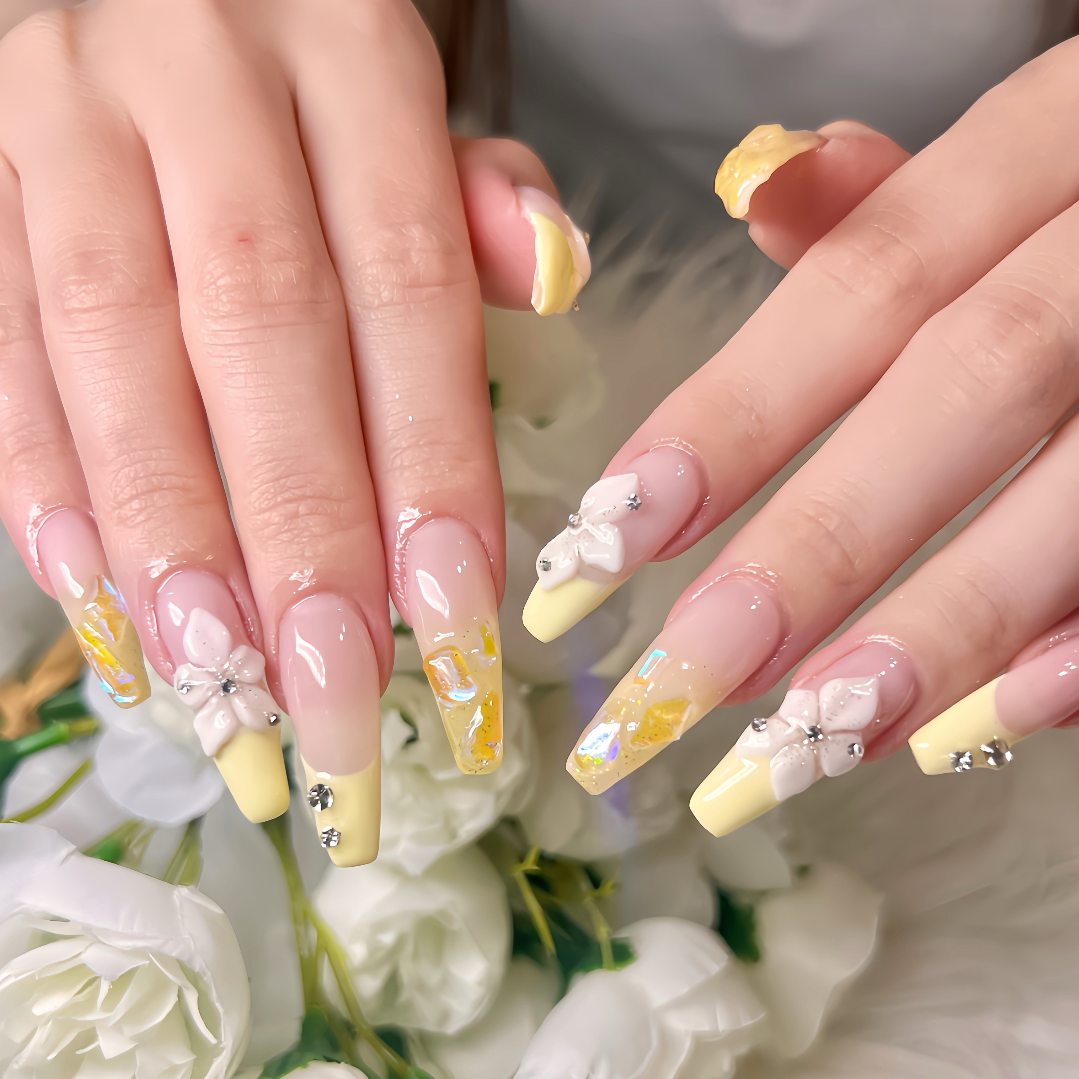 MOMO_NAIL.357