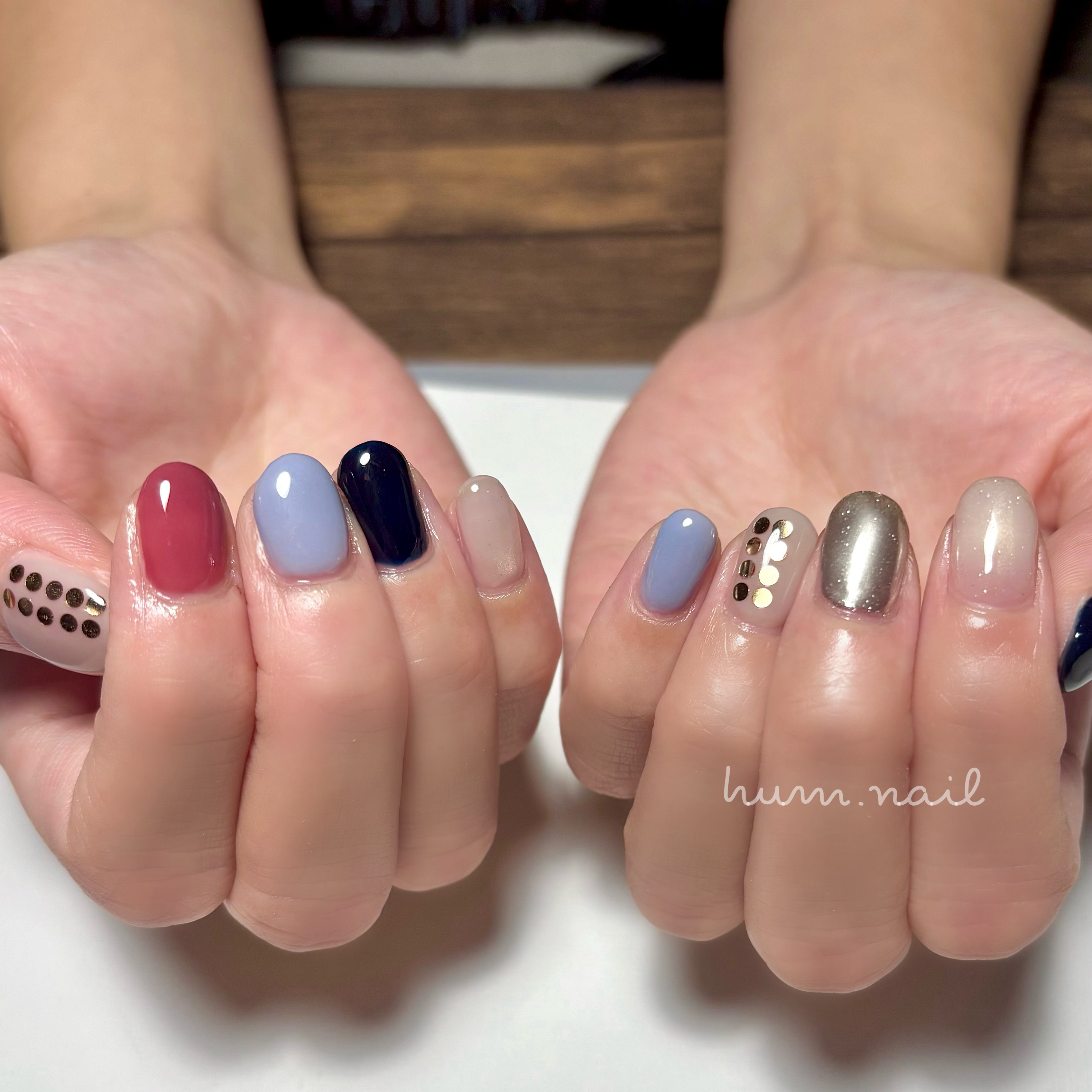 hum.nail