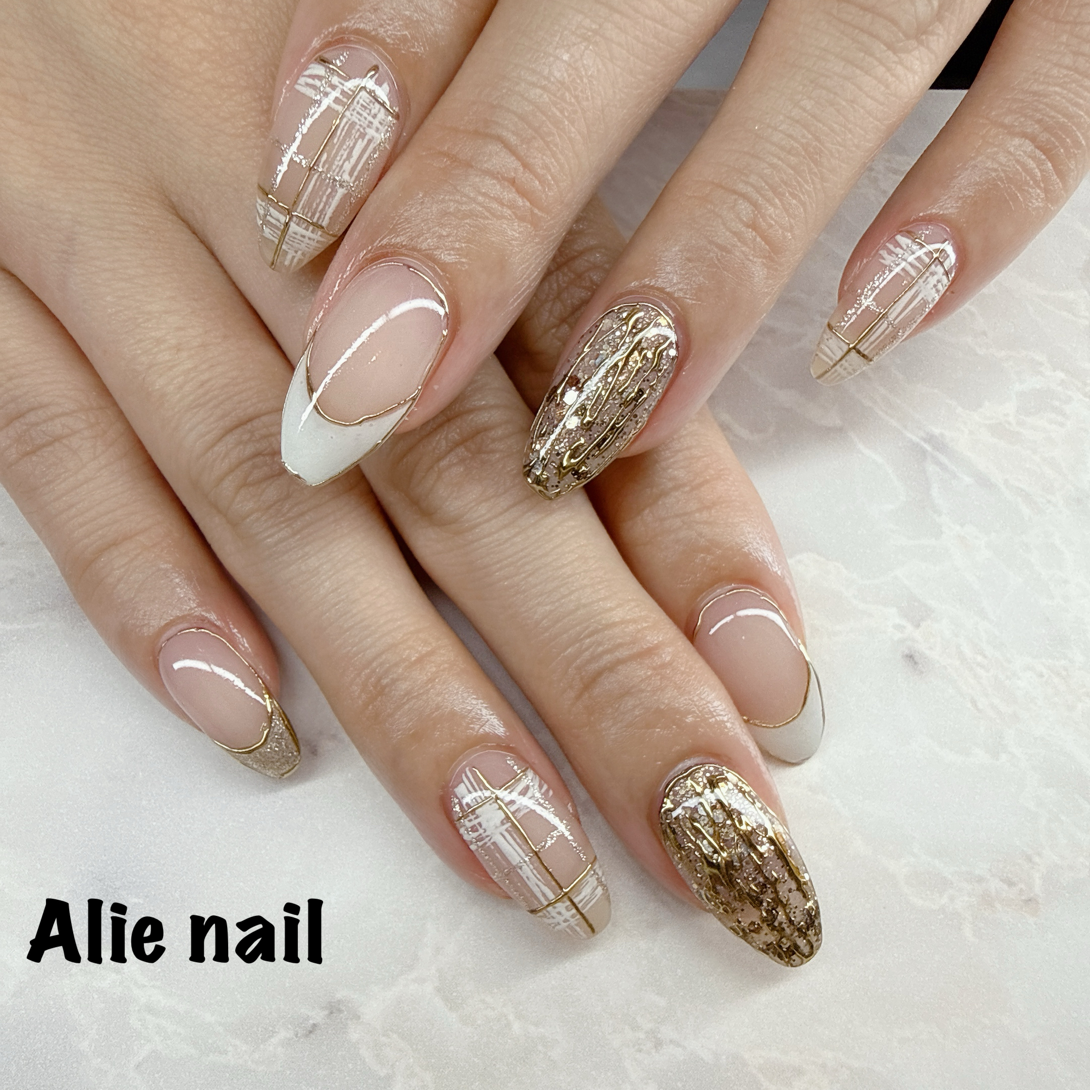 Alie_nail.0822