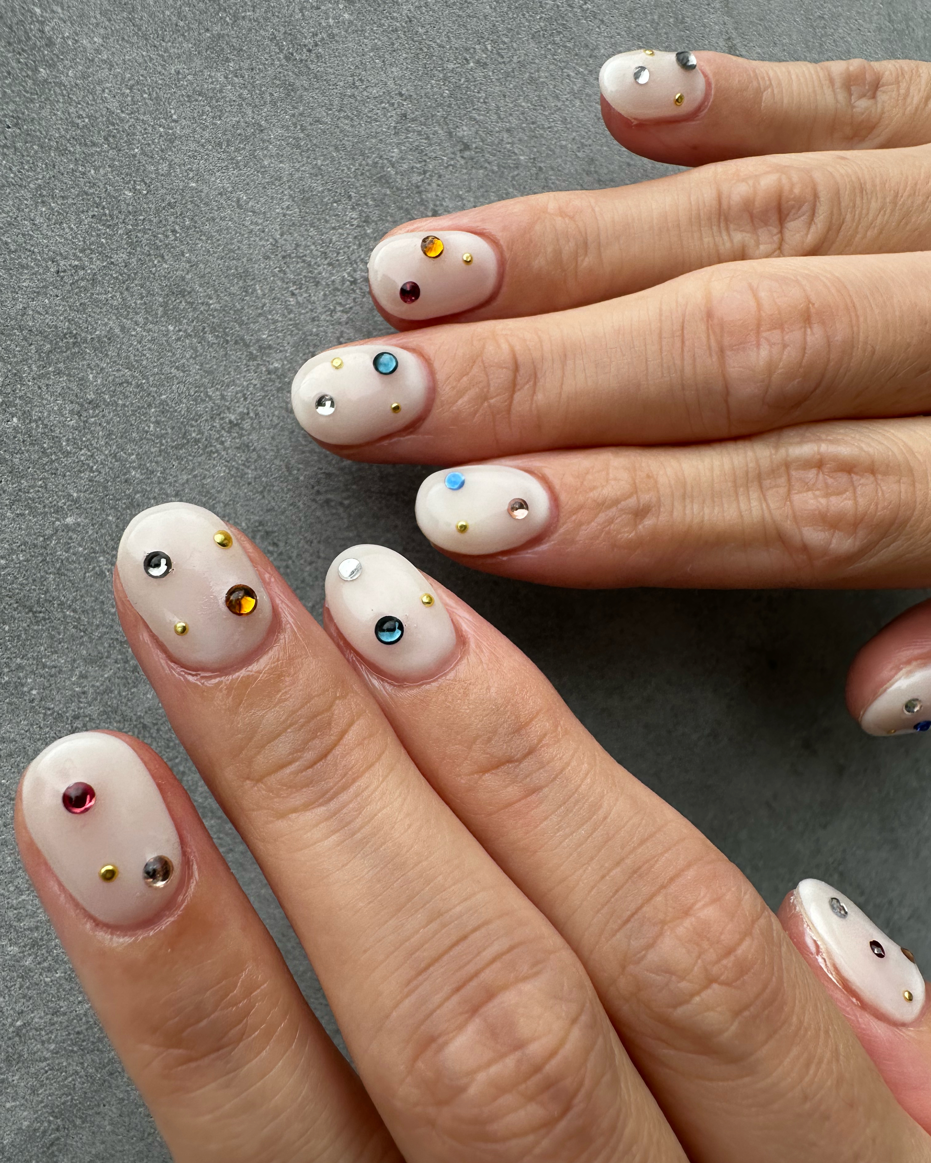 maana.nails