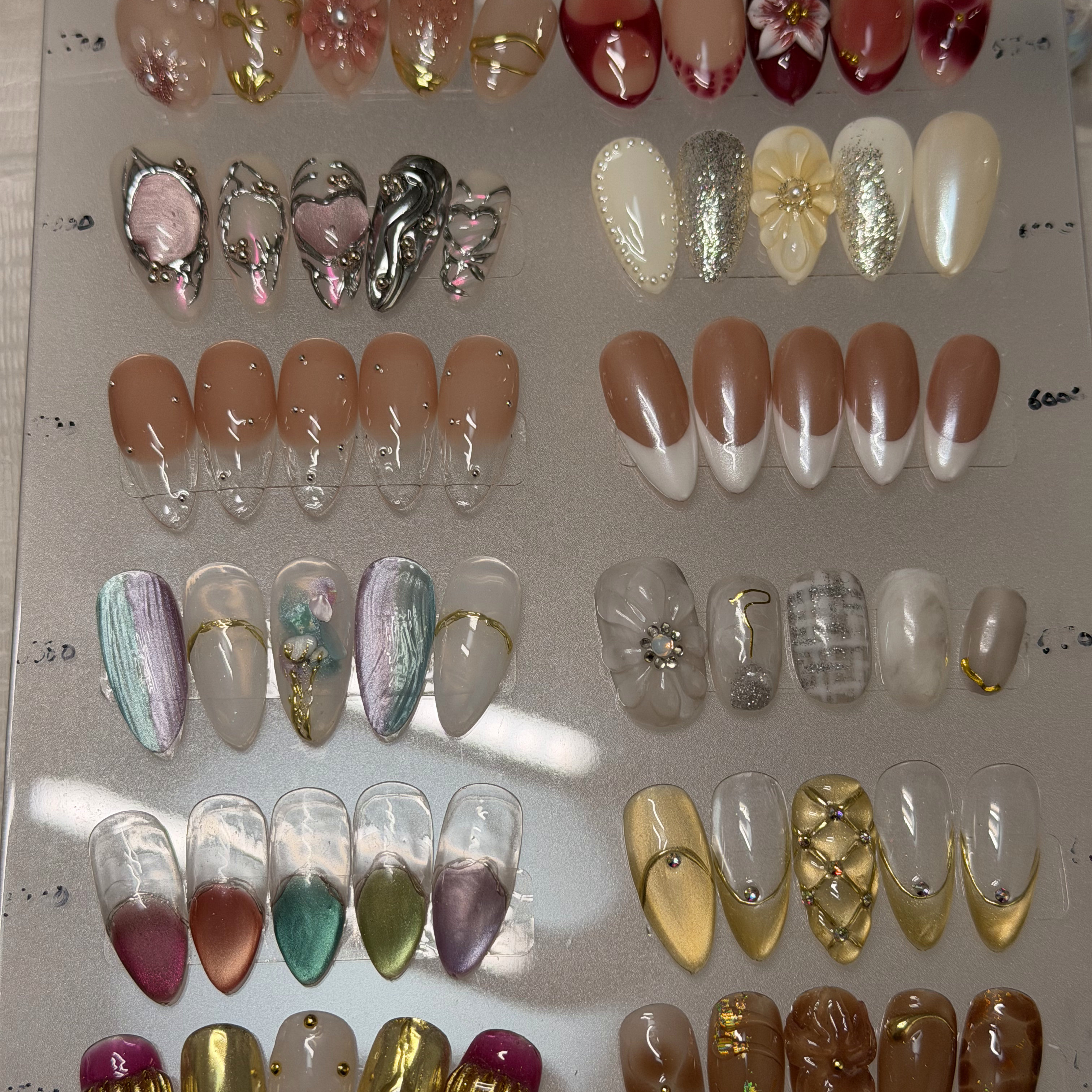 tinails