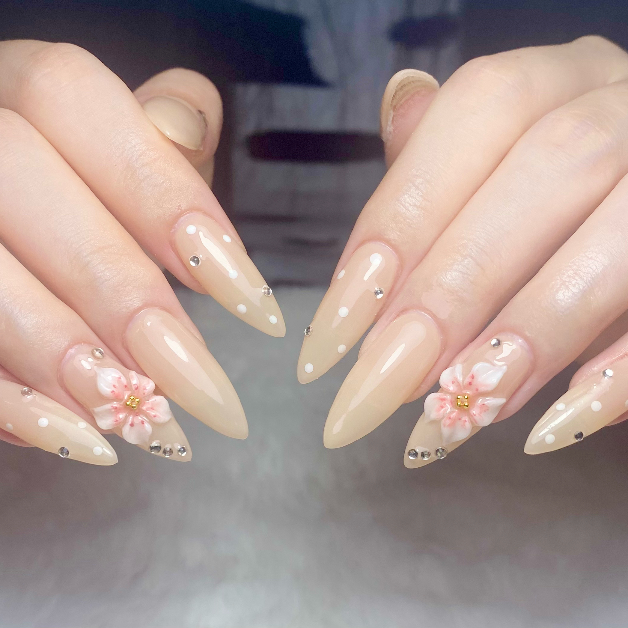 nailsalonkihi