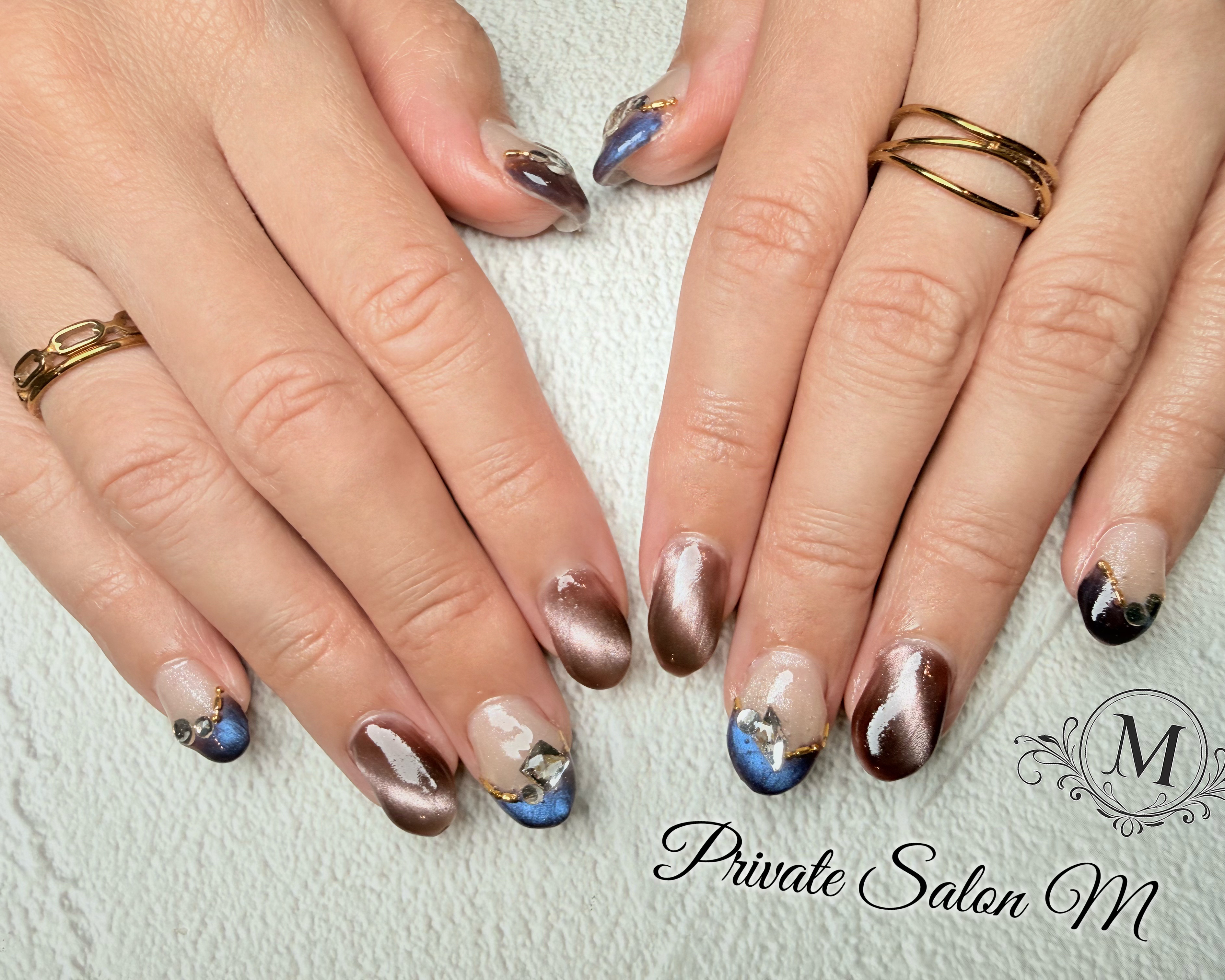 Private.Salon.M