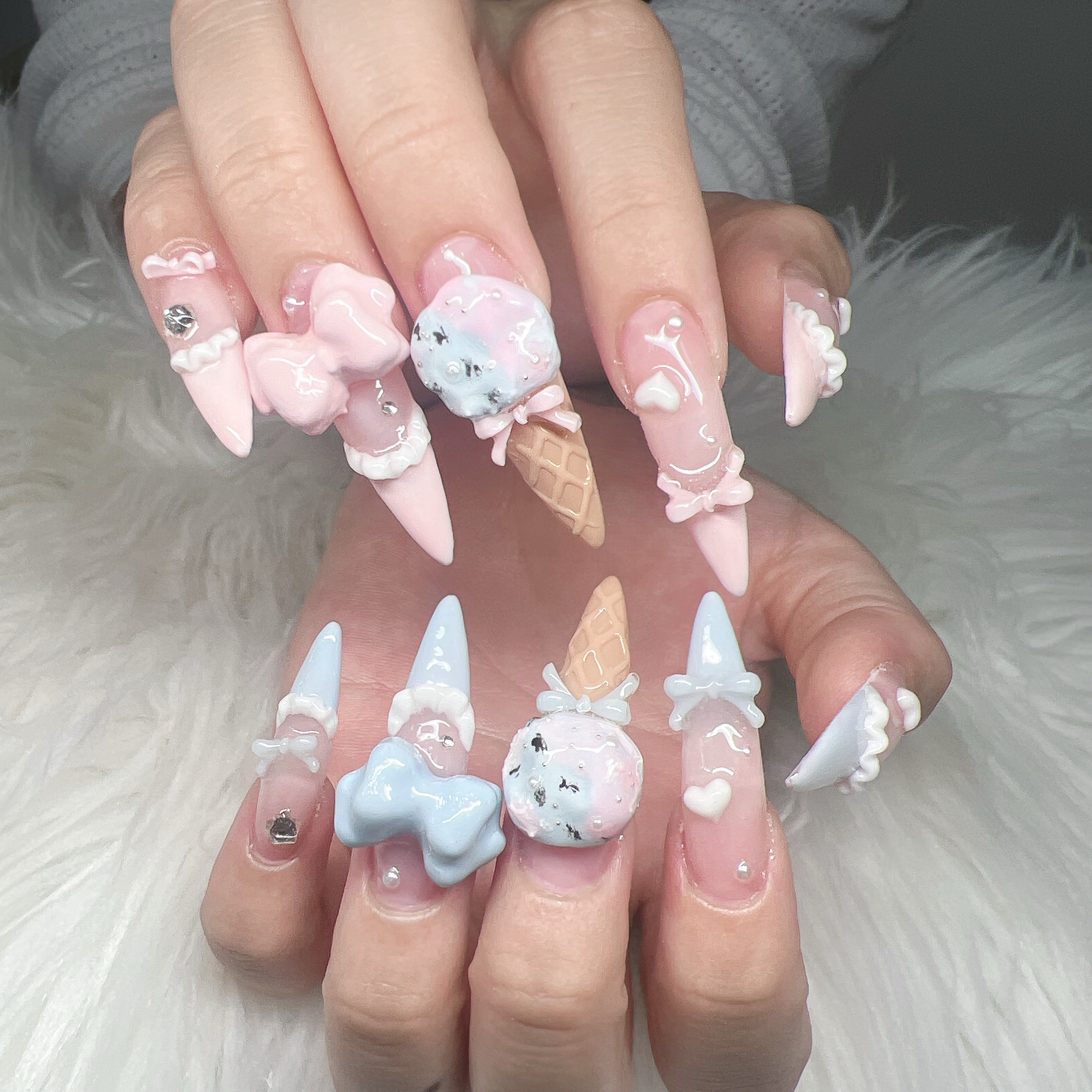 Lee_Nails