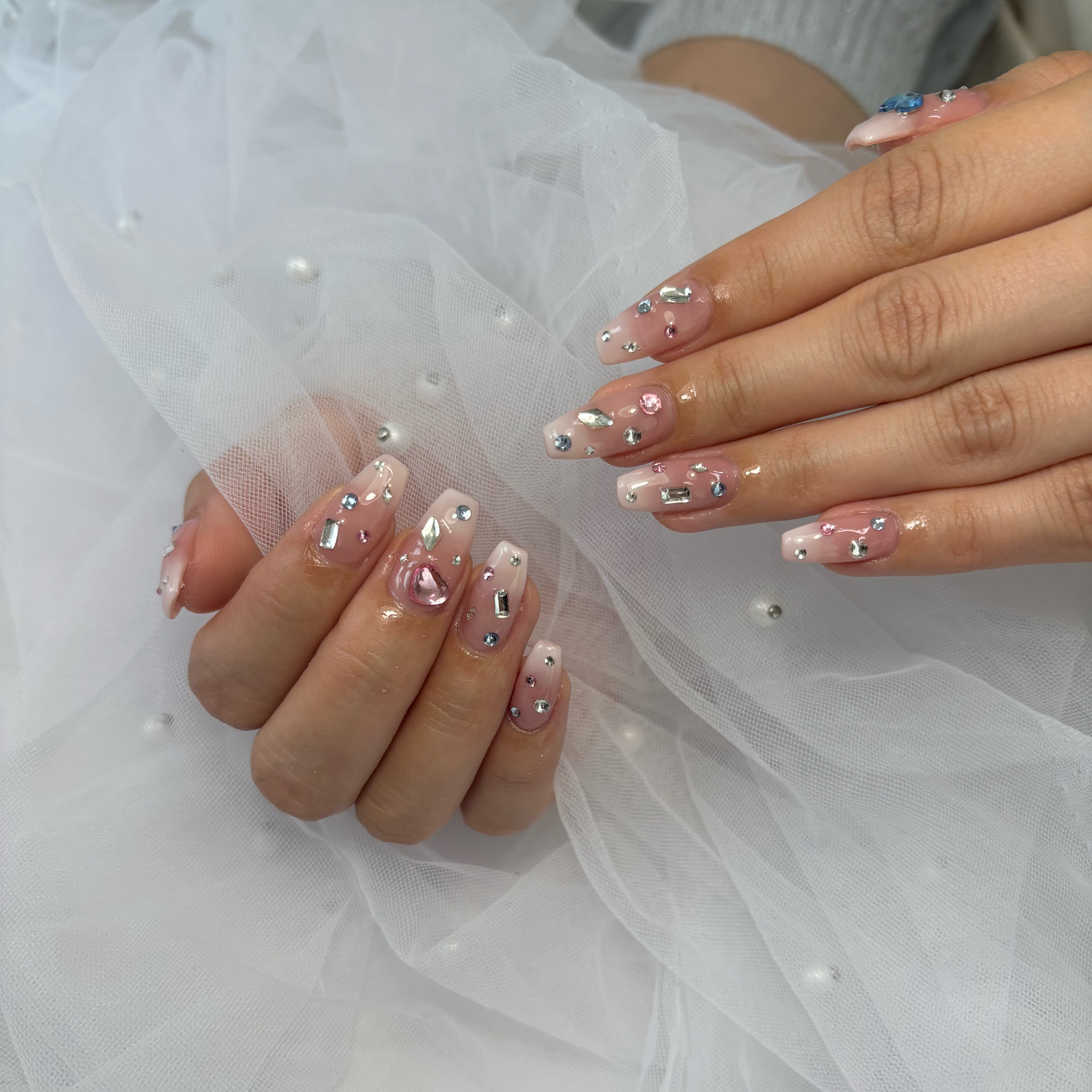Aya...nail