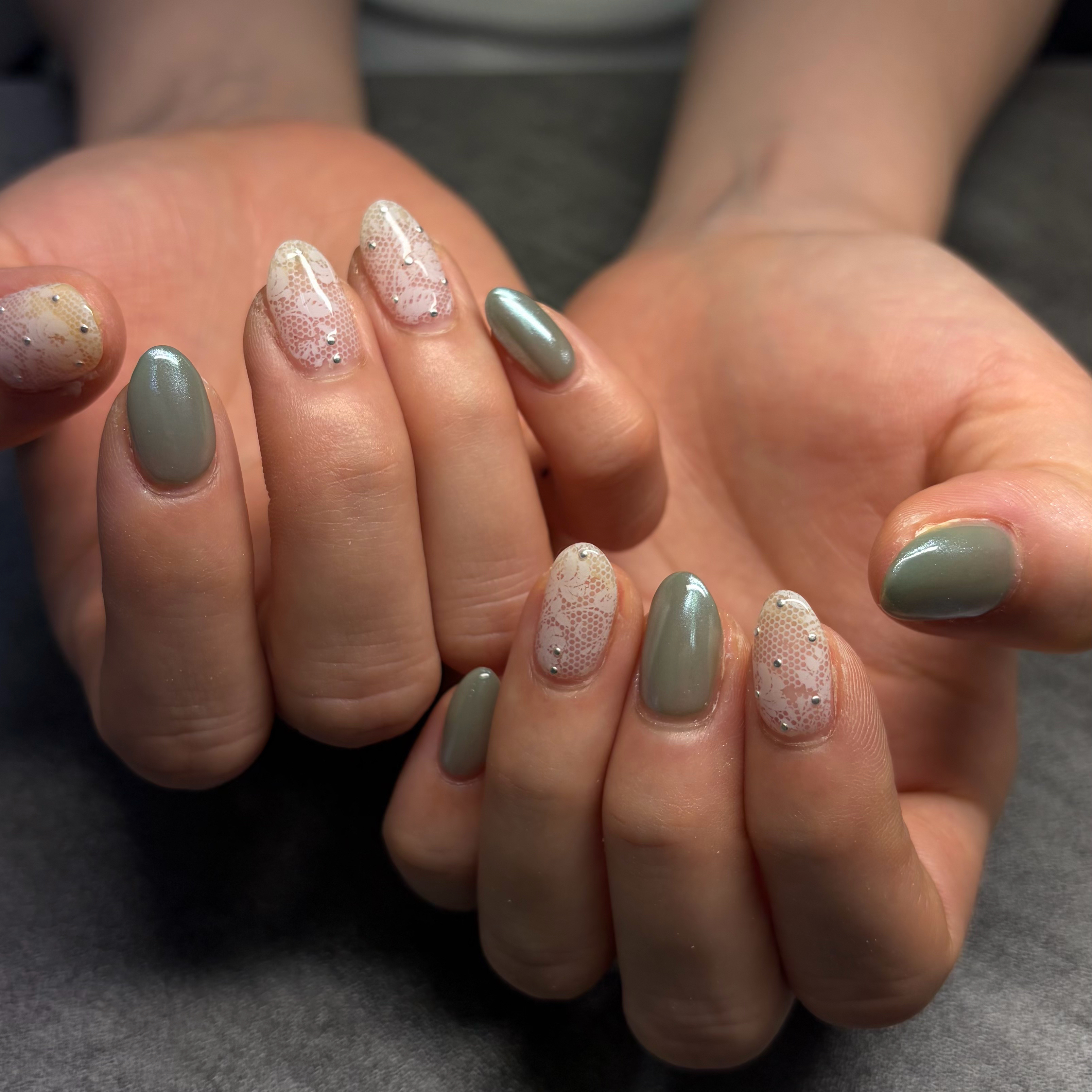 Ann.nail_arisa