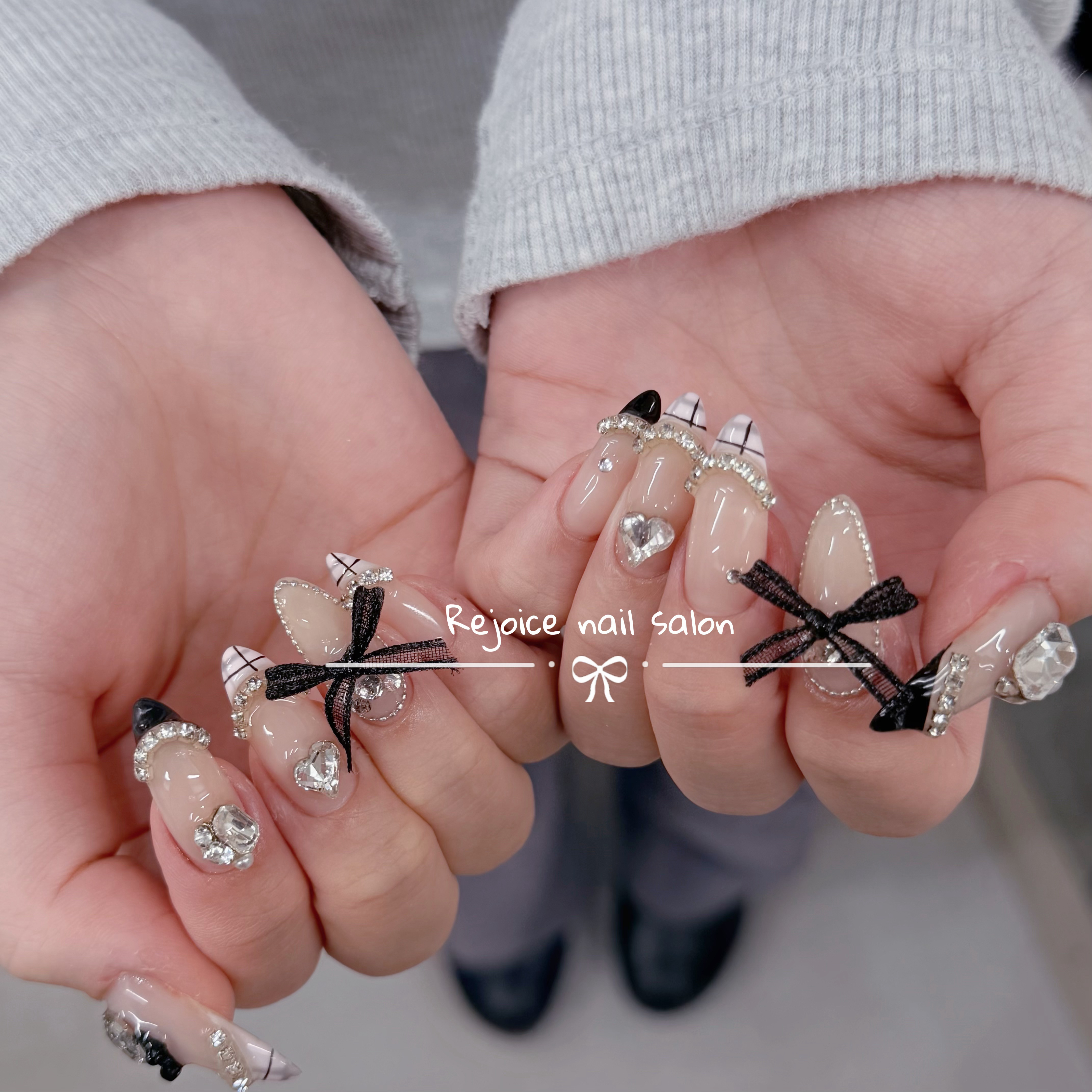 rejoice_nail