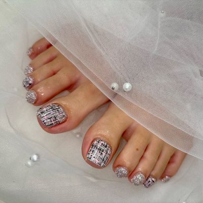 👣フットネイル👣オフ込み、4本デザイン🎨￥7300