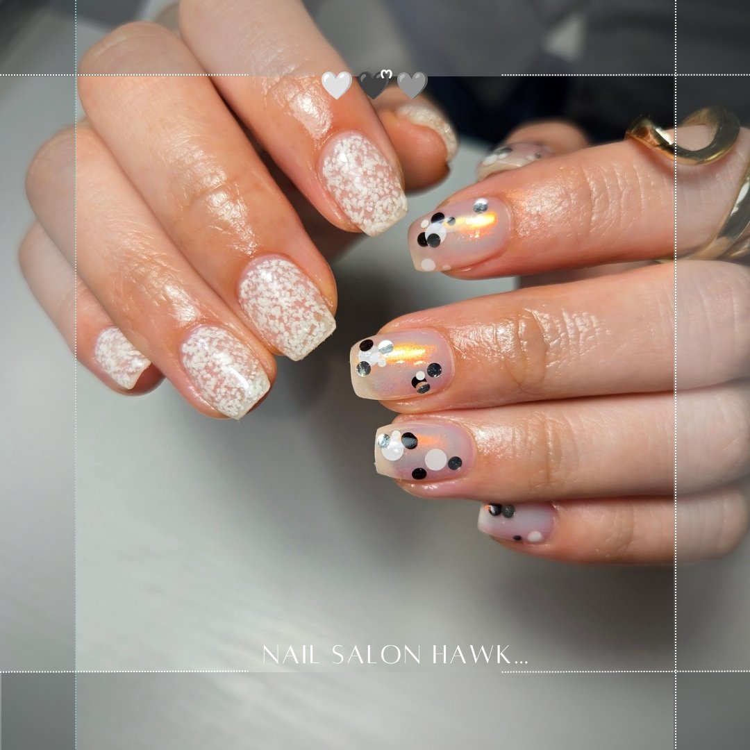 nailsalonHawk