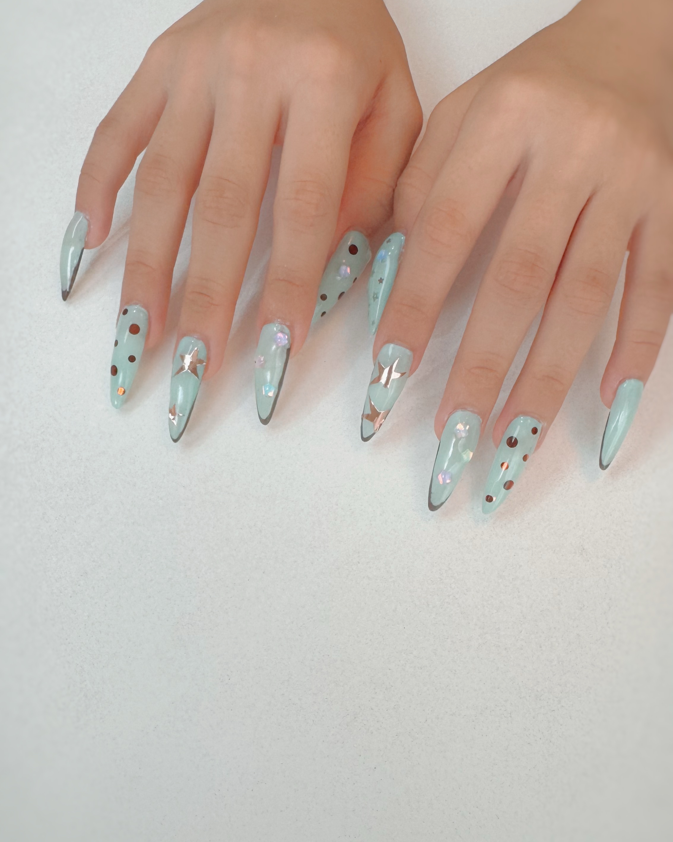 BLANCdee_Nail