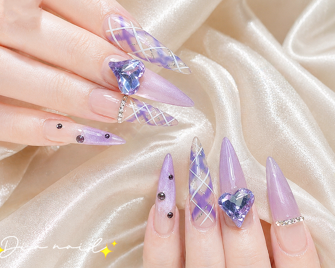 Dia.nail