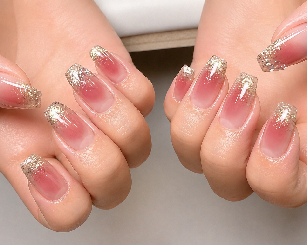 NailRoom__LINO