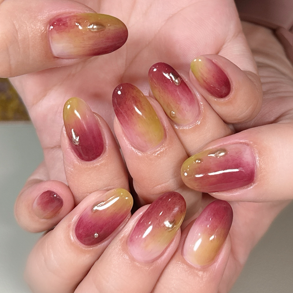 Nail_Ito