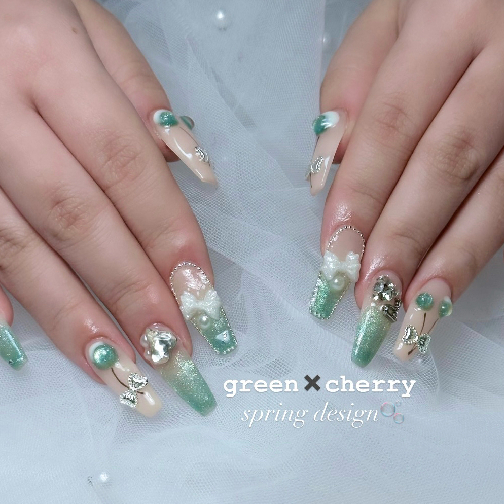 nail_cham