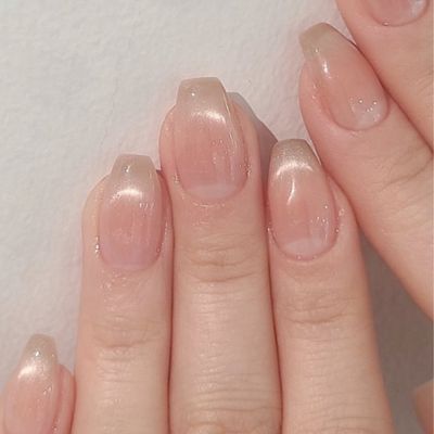 パーツ2つ無料✨️マグネット💫💫グラデーションフレンチ🩰ネイル