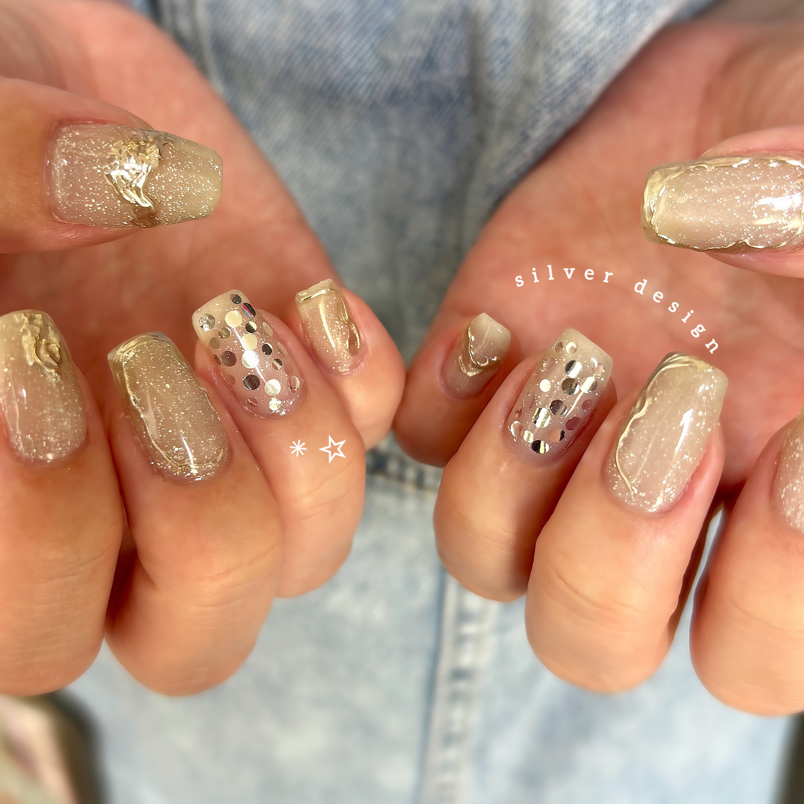 colorer_nail.ami