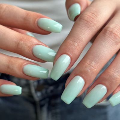 ワンカラー☘️【オフ代別途】お爪に優しい𝙥𝙖𝙧𝙖 𝙜𝙚𝙡 使用
