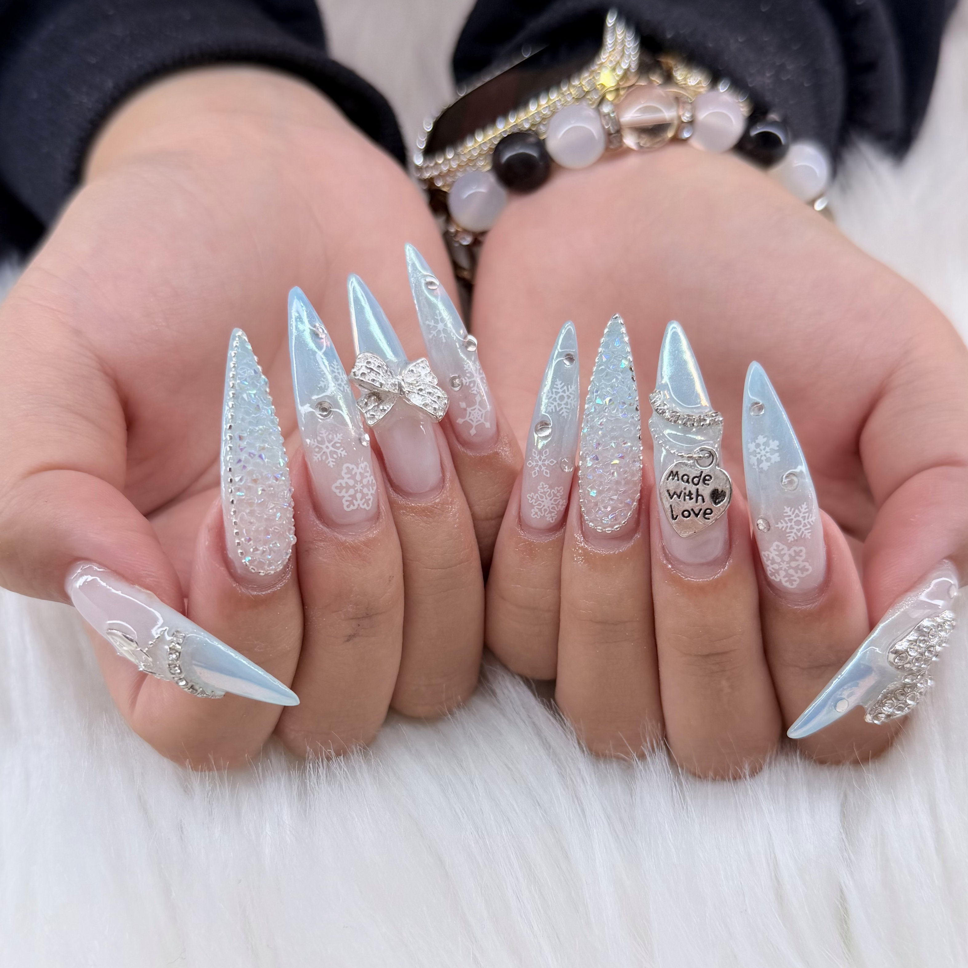 pinkdollhouse_nail