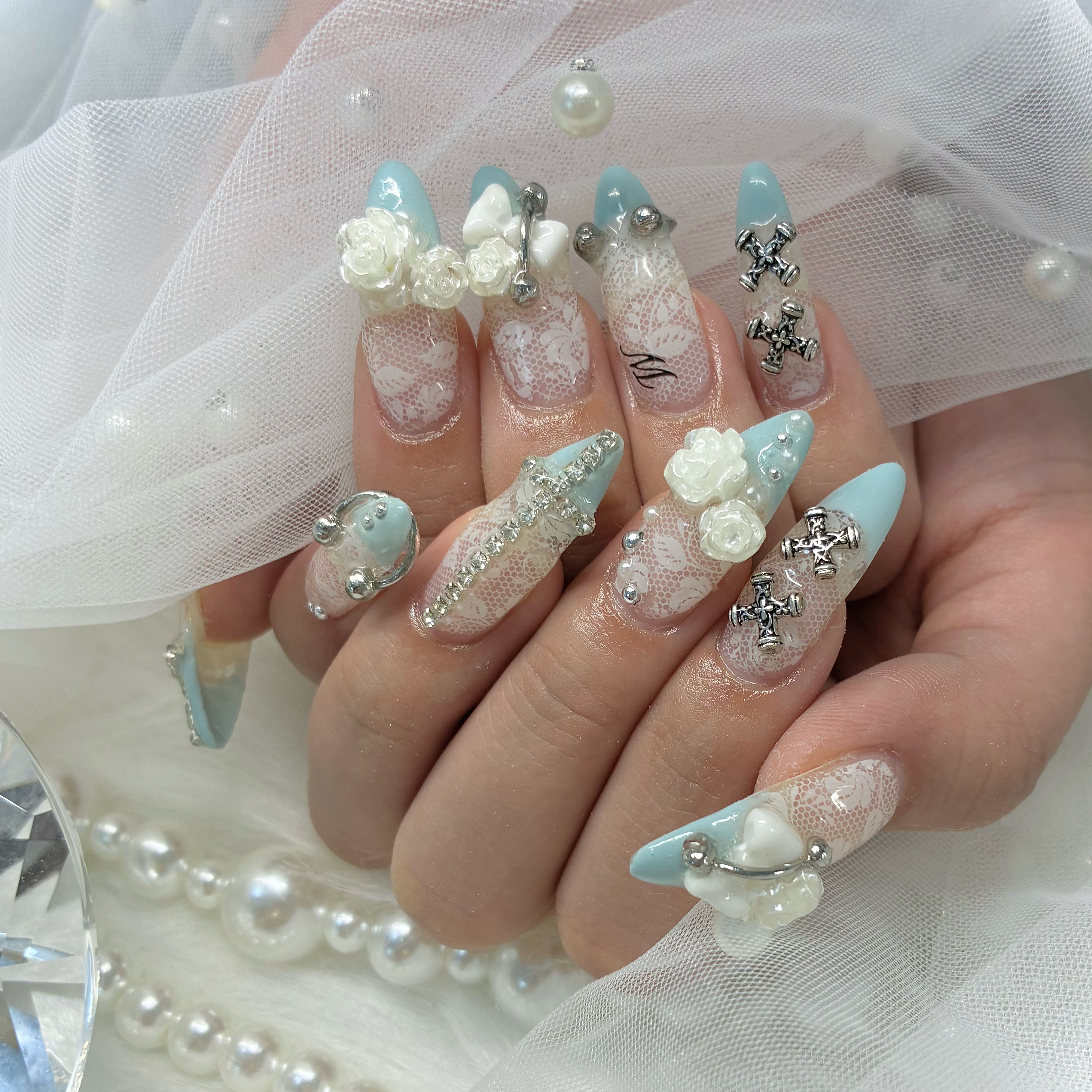 Angel.tail_