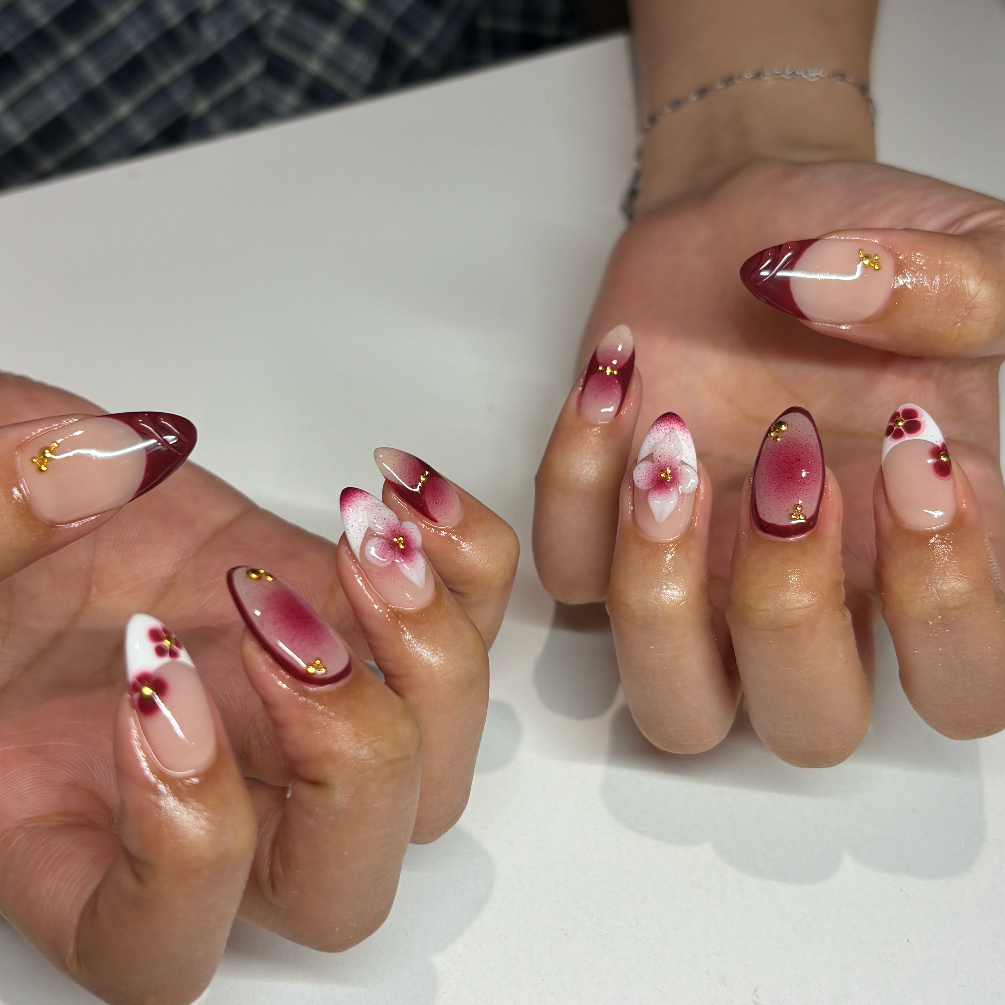 rei_s2_nail