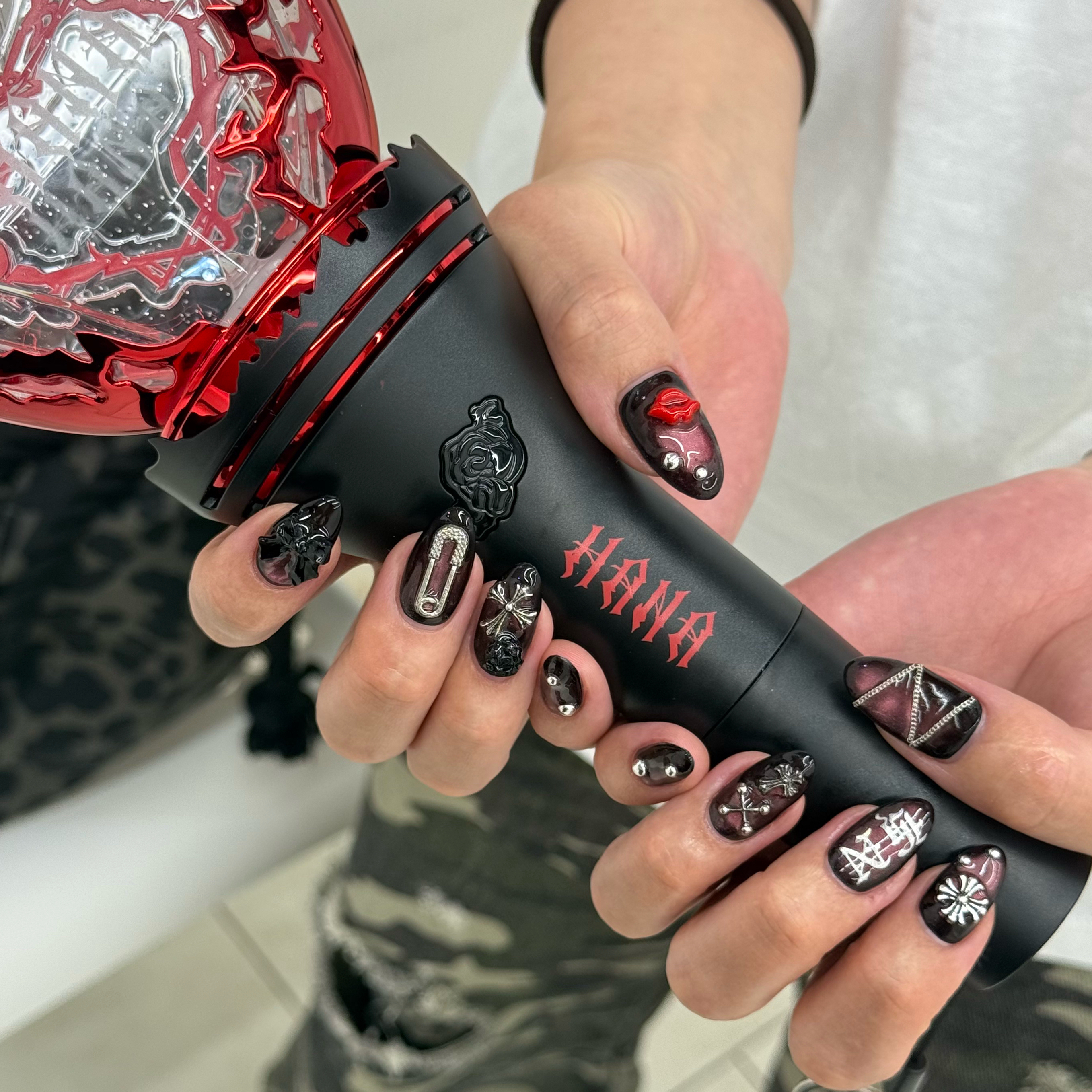 LUMA_NAIL
