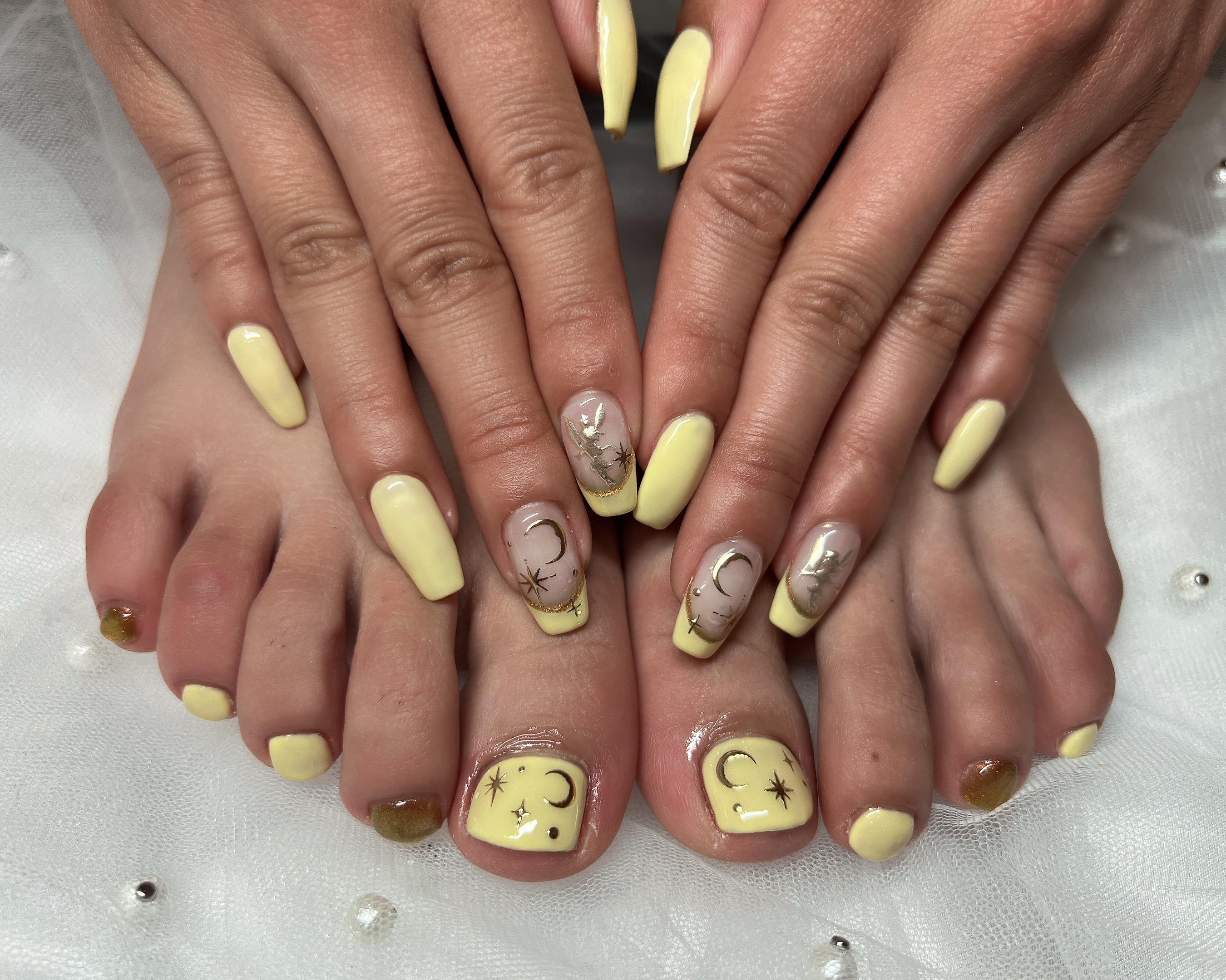 lavish_nail