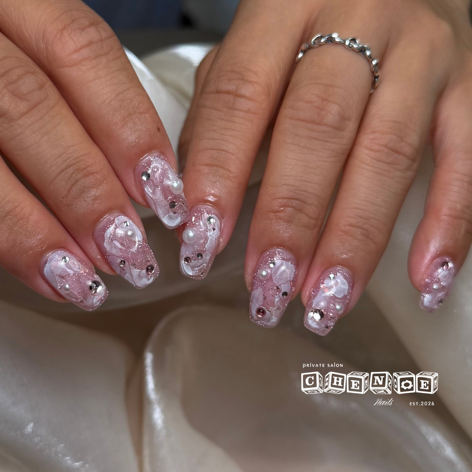 ChenoeNails