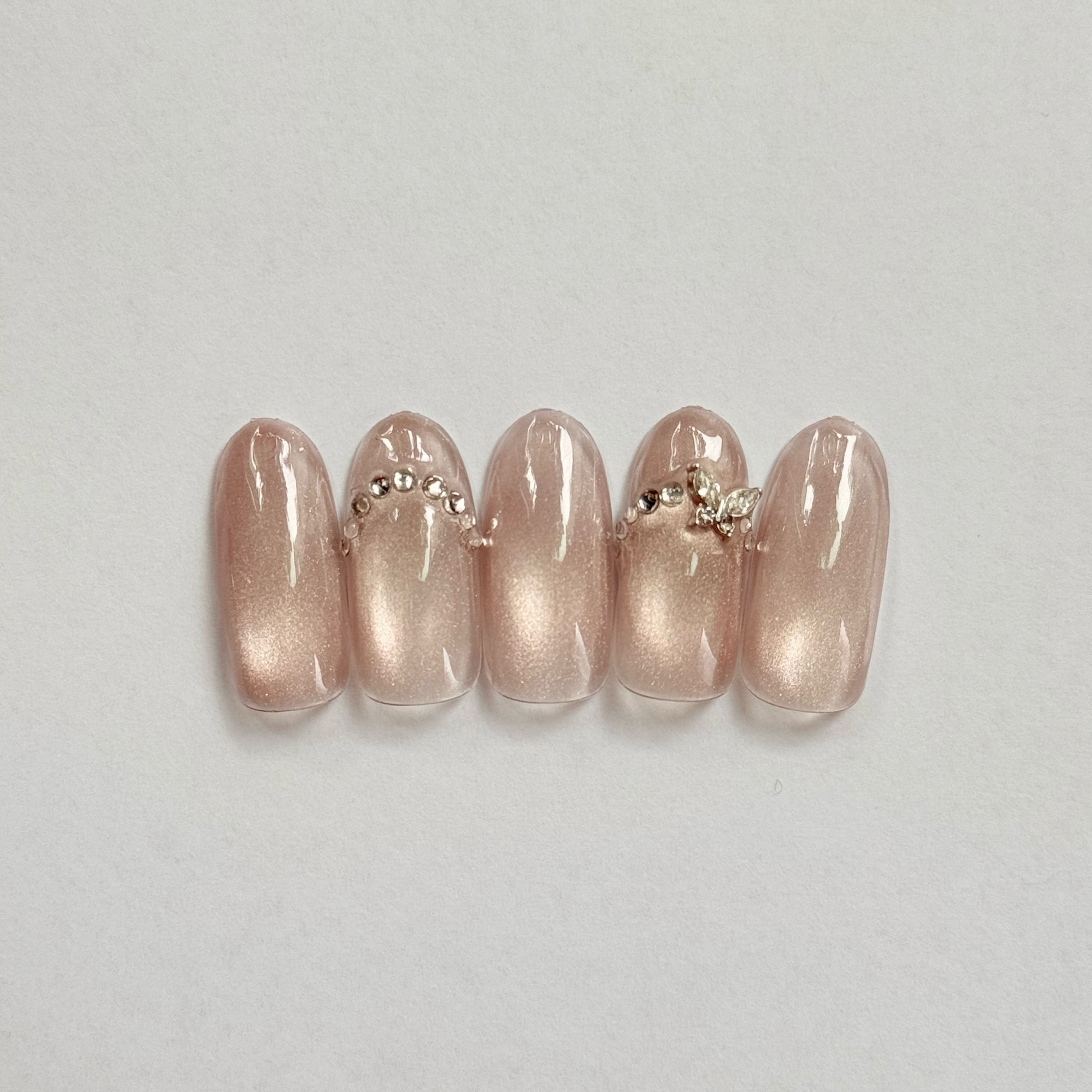 Nail_Lilydot_